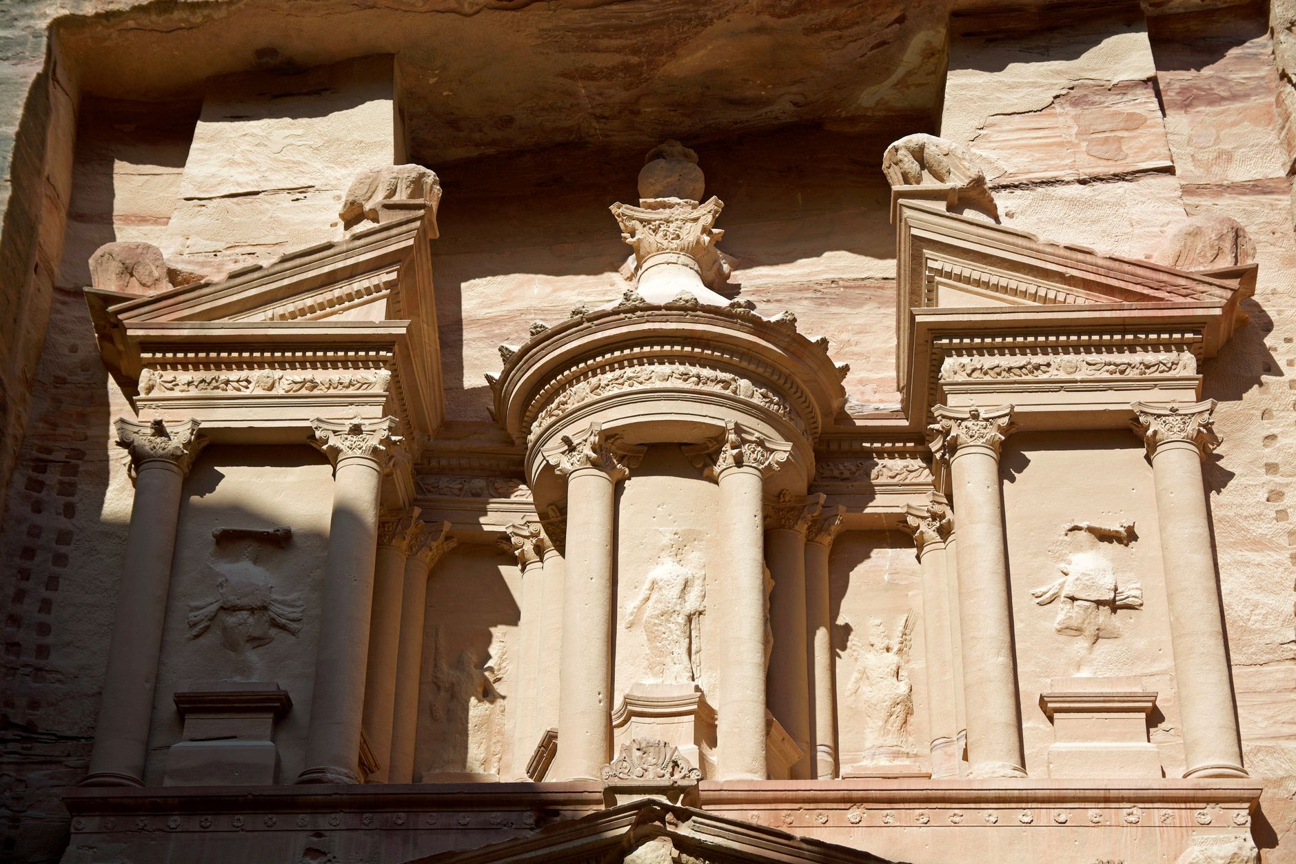 The City That Shouldn't Exist: How the Nabataeans Turned a Waterless Desert Canyon Into a Thriving Metropolis