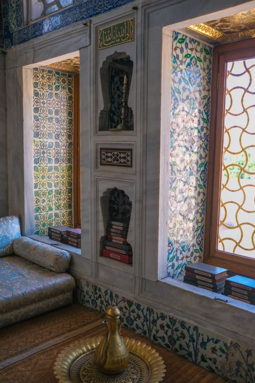 Free Explore the rich textures and vibrant colors of this Ottoman-style room in Istanbul. Stock Photo