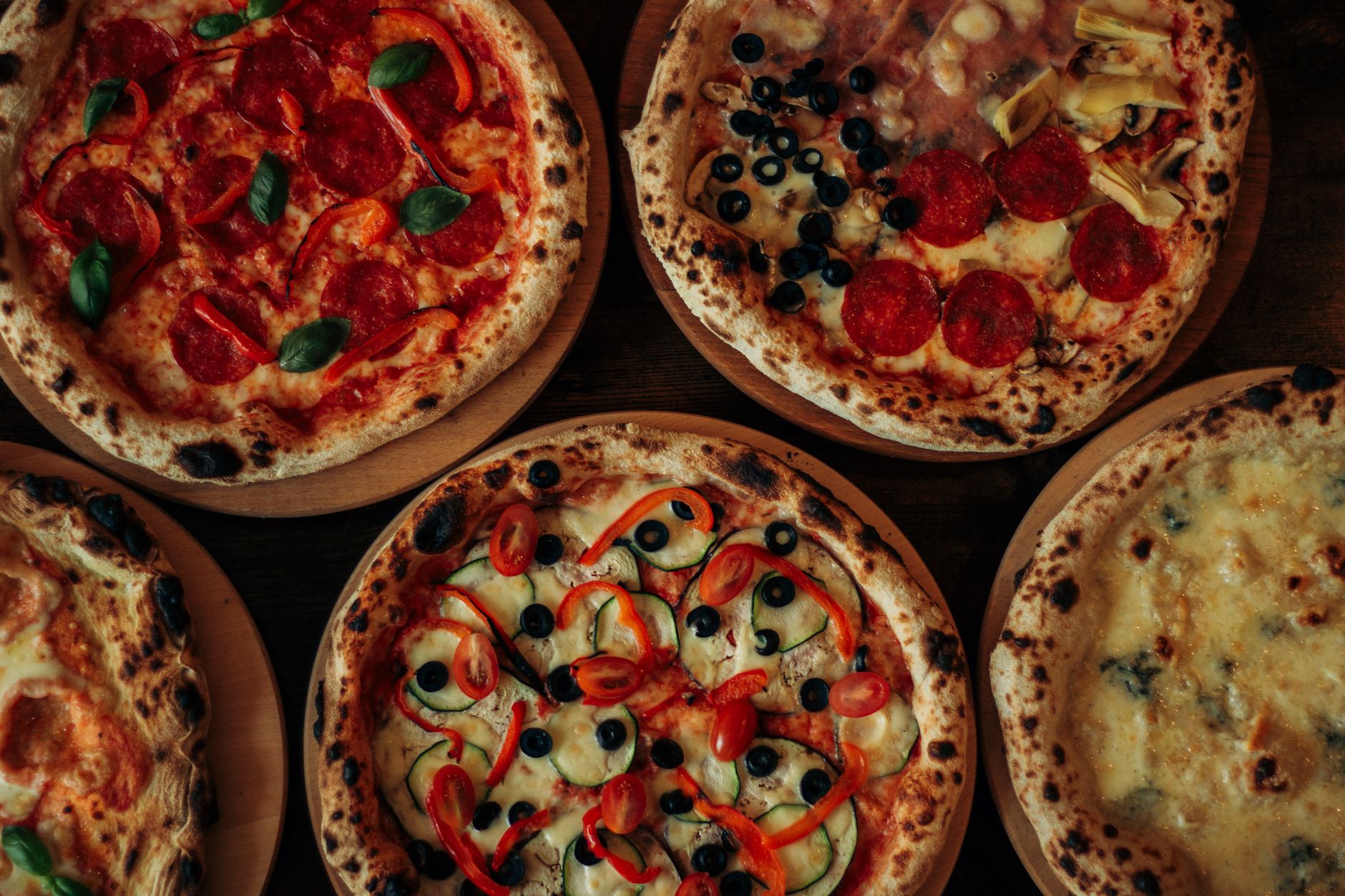 Menu pizzeria: struttura, funzioni e costi