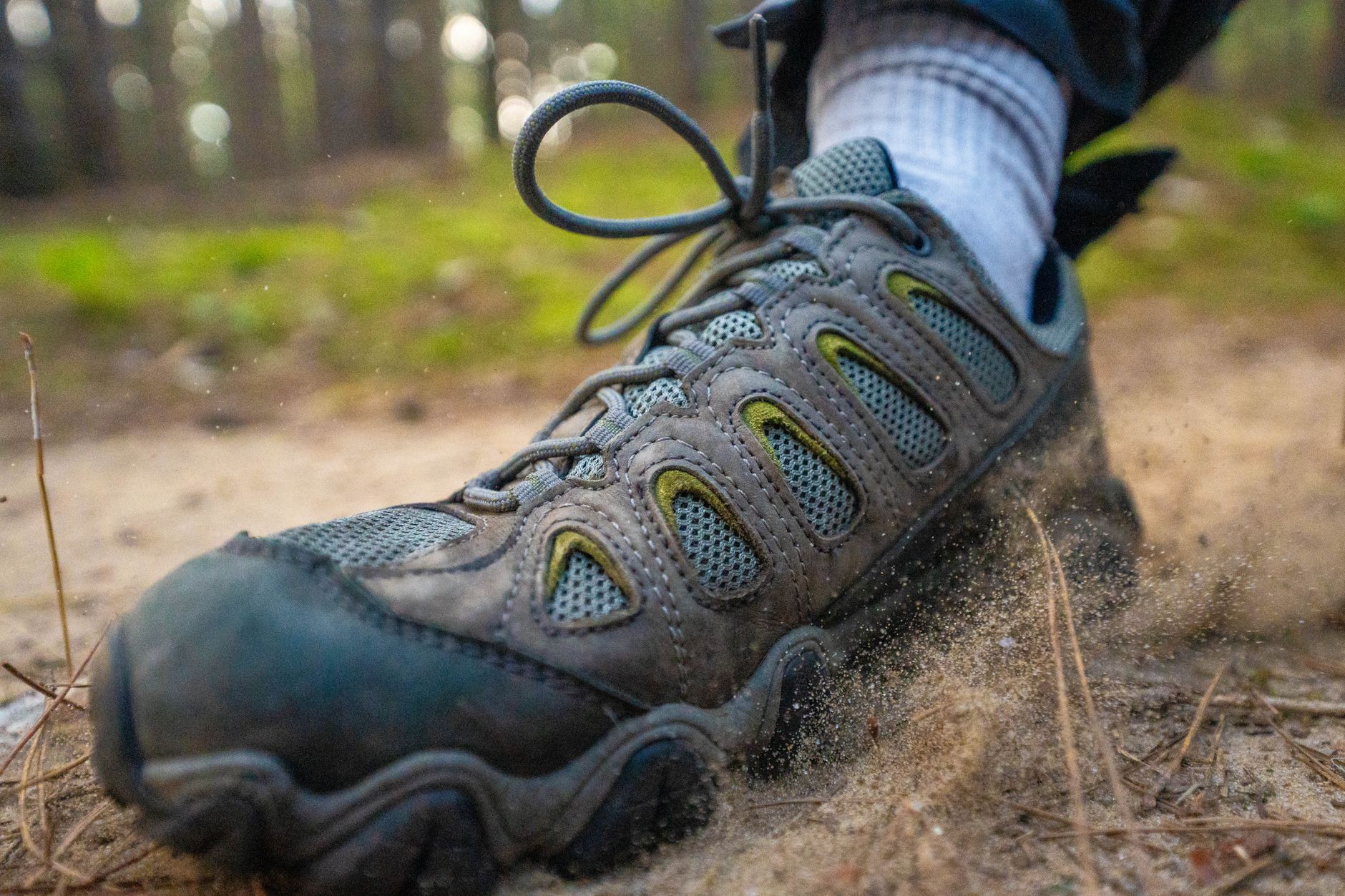 Best Hiking Boots Under $100 (2026): Trail-Ready Without Overspending