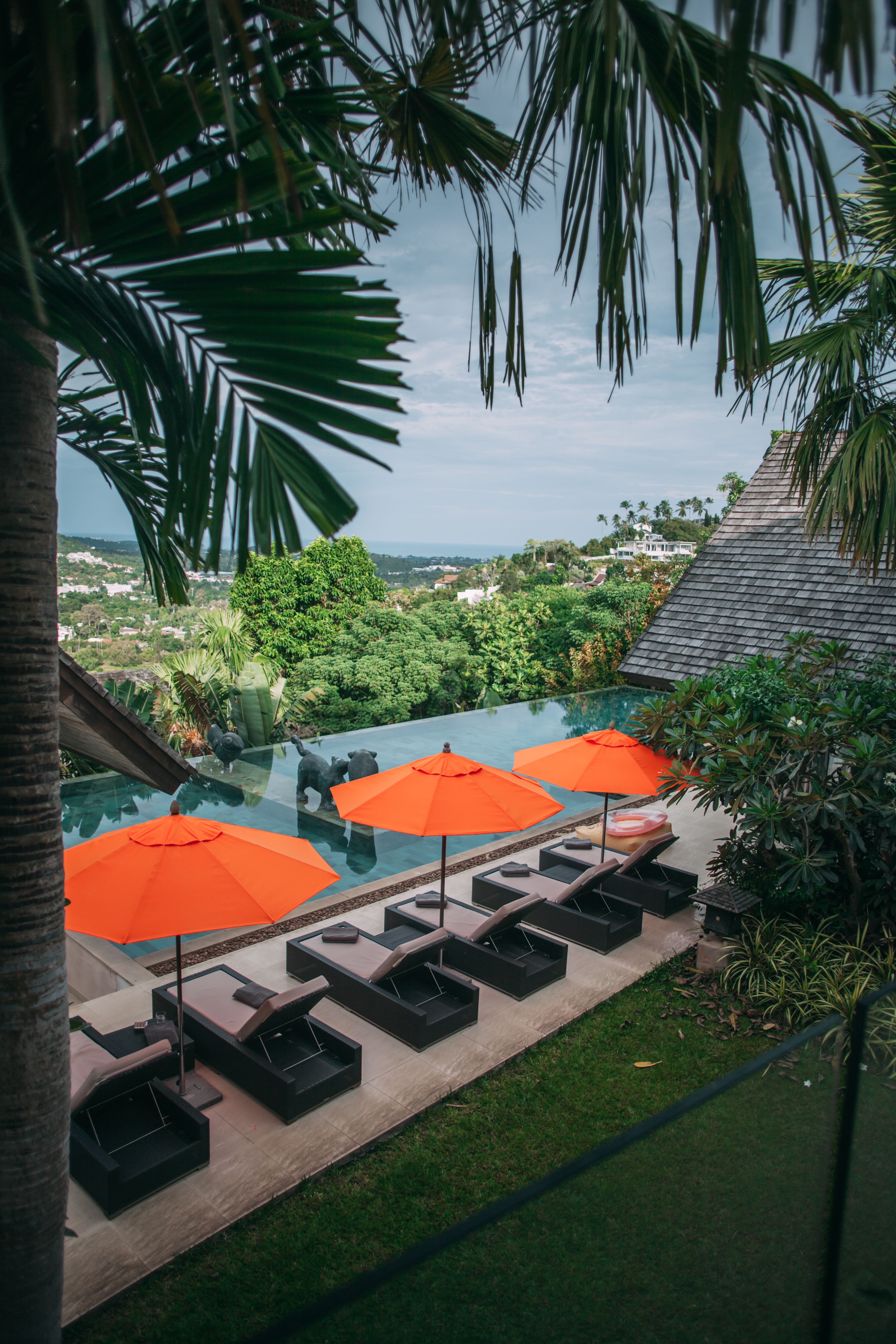<b>Final Thoughts: Your Poolside Paradise Awaits</b>