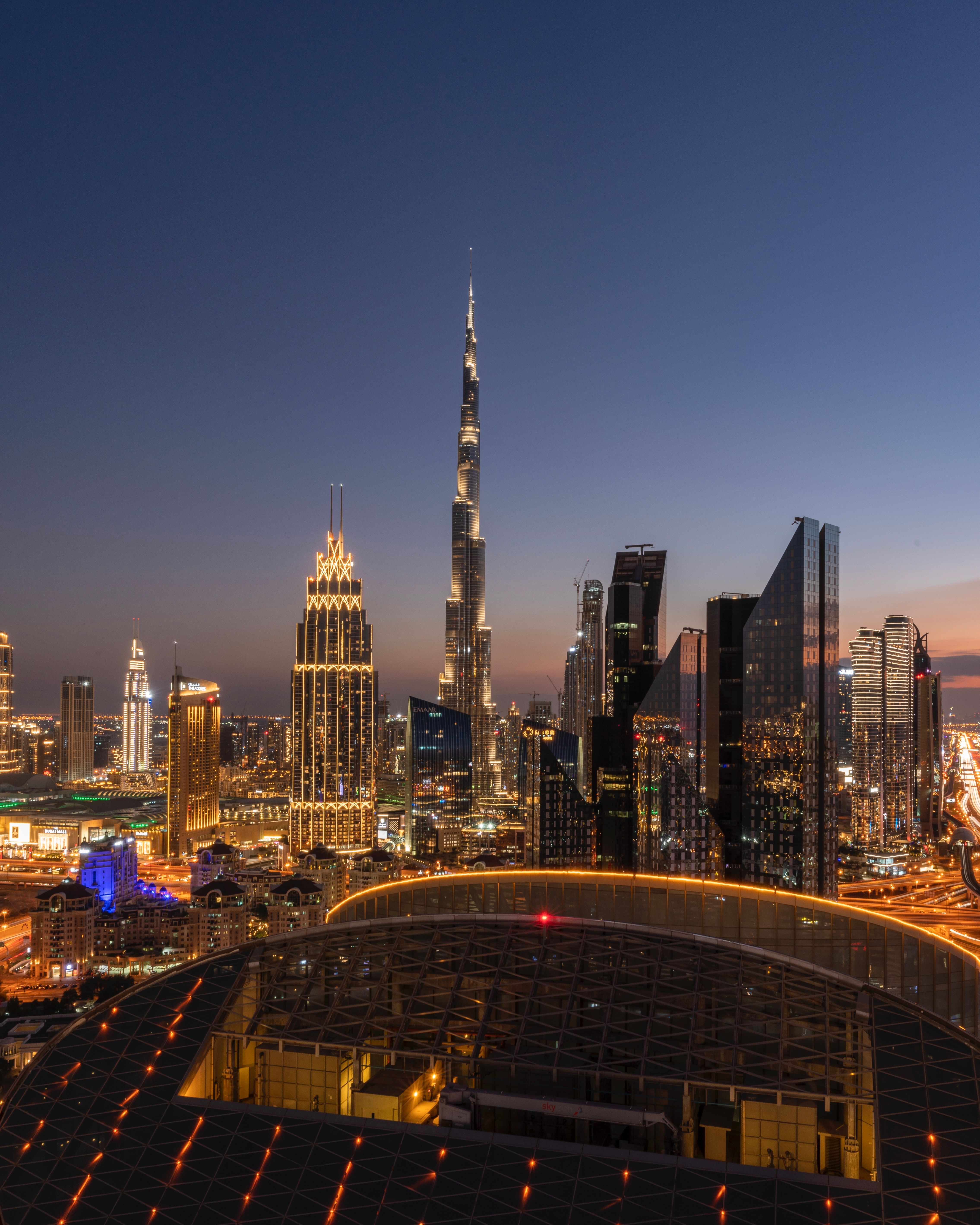 Aerial View of Dubai Skyline at Dusk · Free Stock Photo