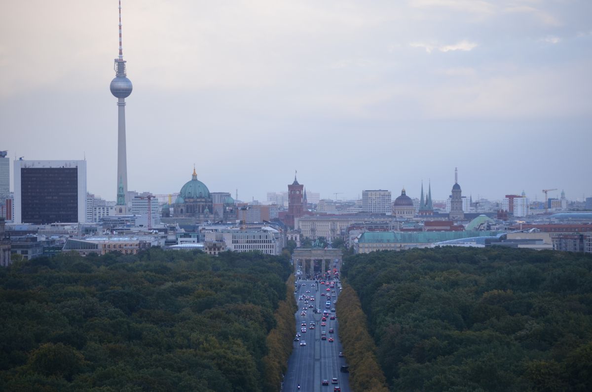 Berlin — History and techno share the same block. (4)