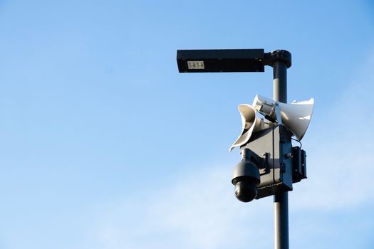 AI Surveillance Cameras Spark Privacy Debate Across Canada