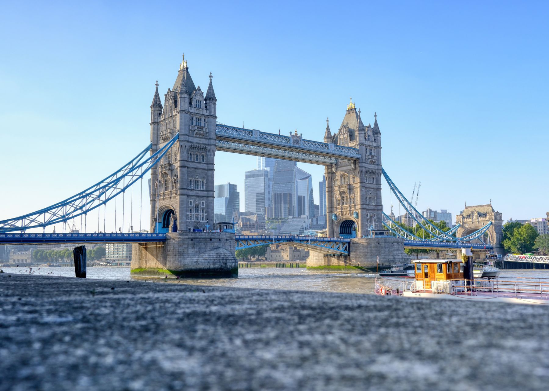 Professional removals crew at work — Cambridge to London movers