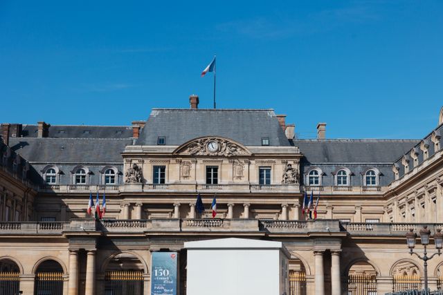 Décret : libération de 1,6 M³ de gazole du stock stratégique pour réduire le prix à la pompe