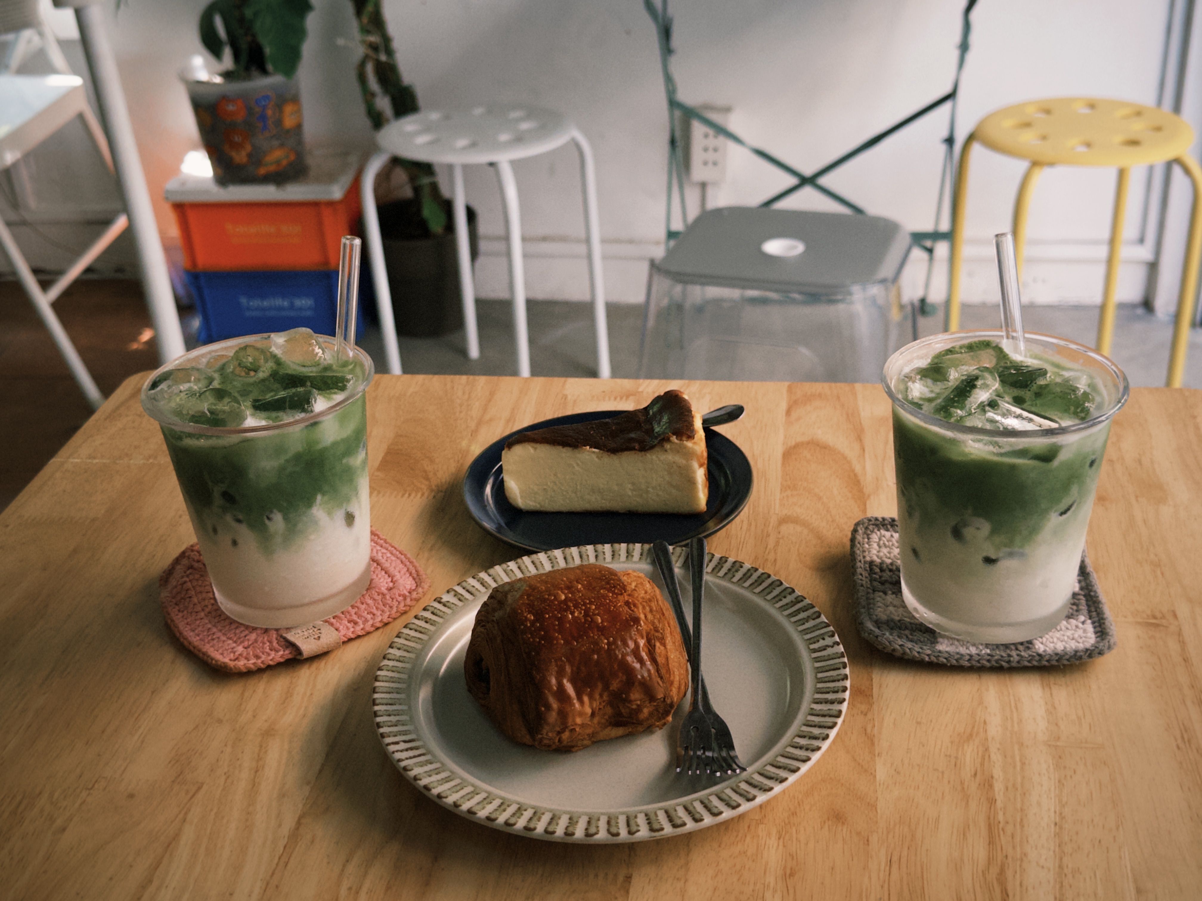 Brunch at Pum Pum Bakery