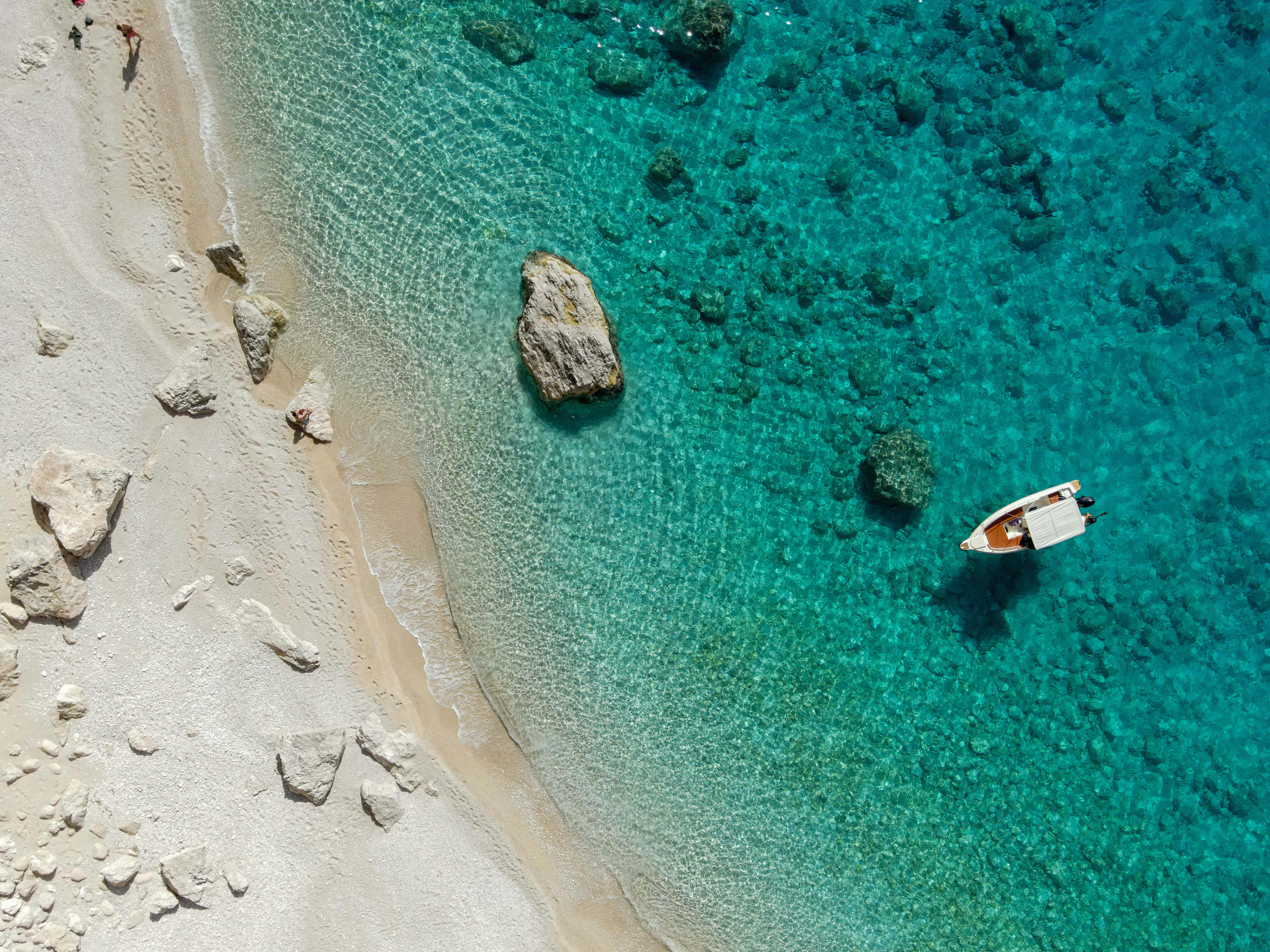 Shop TODAY's Travel Awards Have Landed! All the Best Gear, Clothing, Accessories and More, From $12 — Photo by Francesco Unga