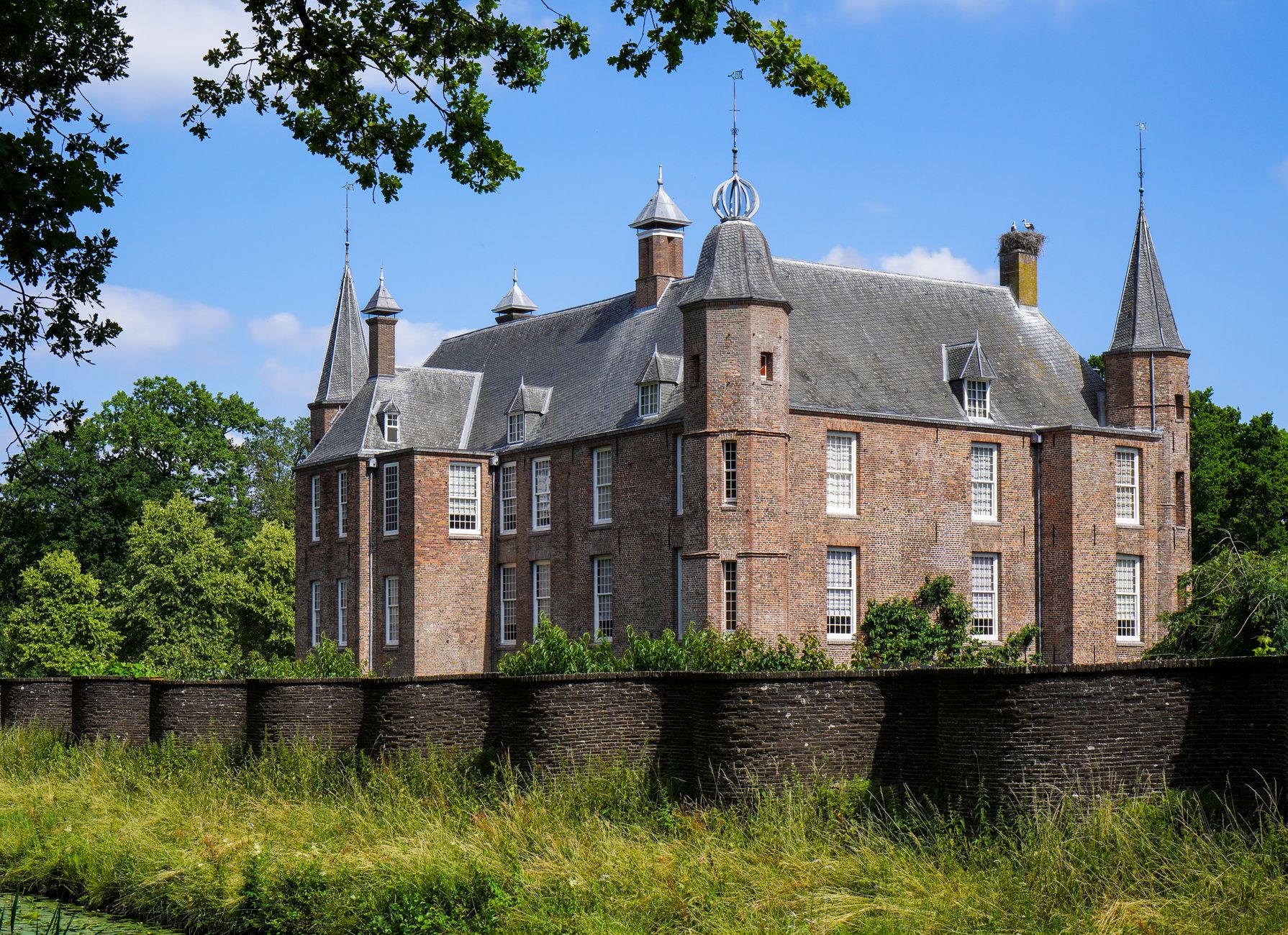 Midzomernacht bij kasteel Oud-Poelgeest