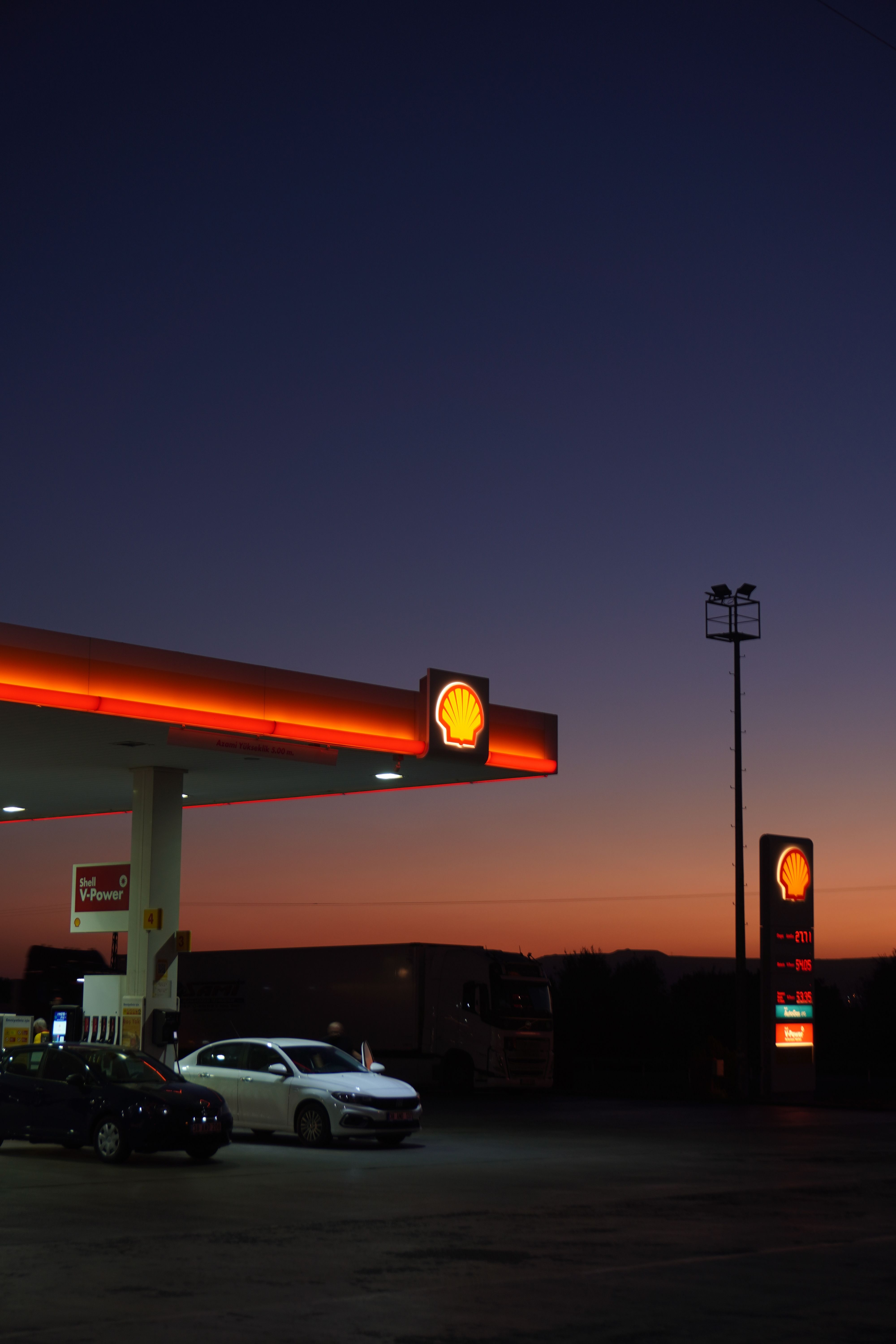 Why Choose Unlimited Charters for Shell Valley Transportation?