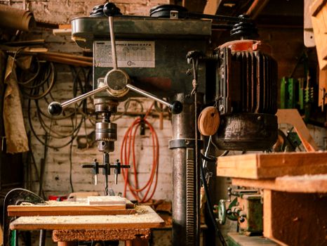 How to Use a Drill Press for Woodworking