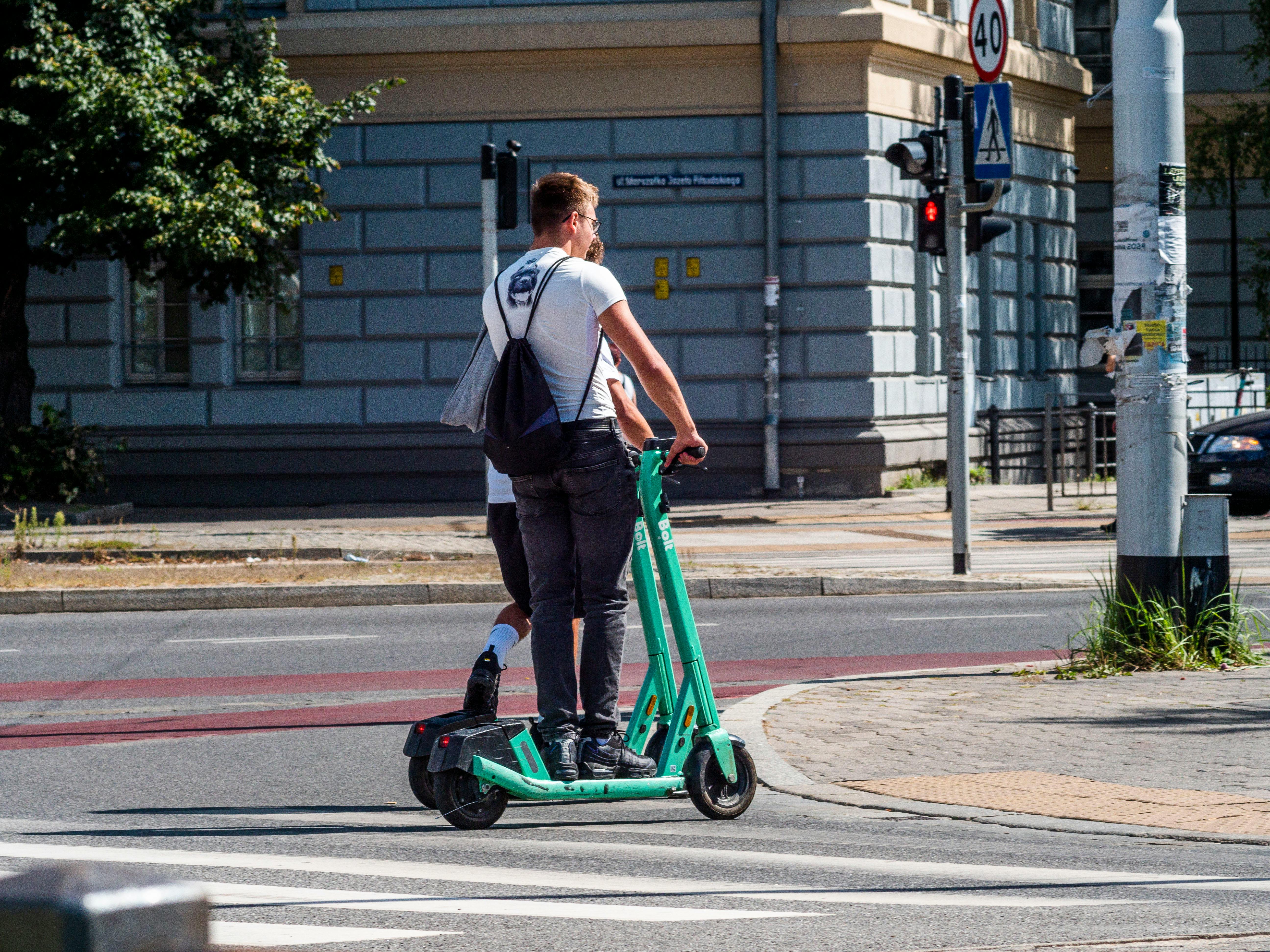 Electric Microliner Makes Pitch To Be a Travel Disruptor — Photo by SHOX ART on Pexels
