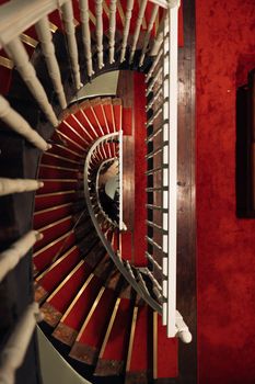 Elegant & Treppe – Majestätisches architektonisches Motiv