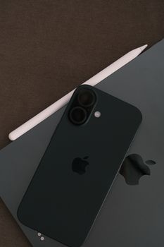 Breaking Down Latest Gadgets: future predictions - Featured Image