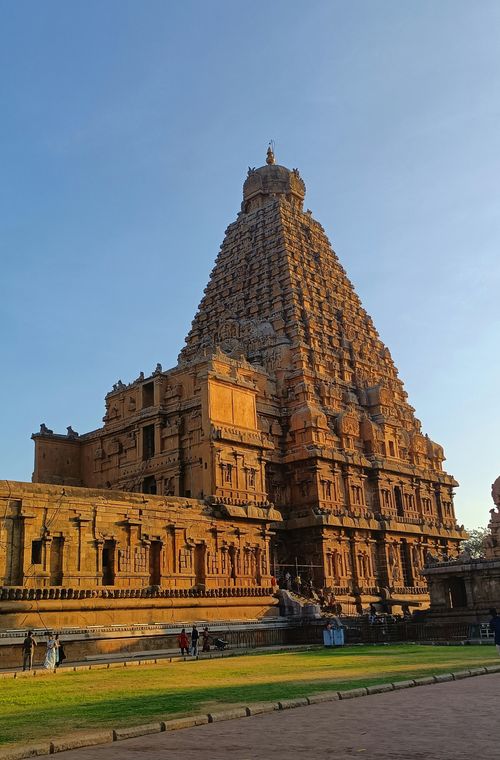 Free Stunning view of Brihadeeswarar Temple in Thanjavur during golden sunset. Stock Photo