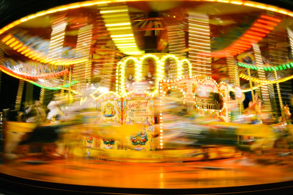 Teaser Carousel Post with Sequential Thumbnails