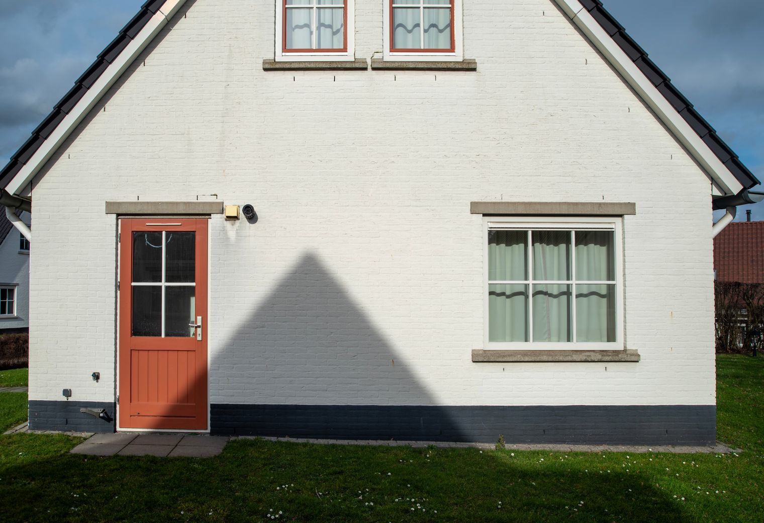House Painting in Orpington — walls rolled to an even, flat finish