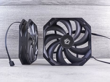 Ilustrasi Apakah Fan Static Pressure Lebih Penting dari Airflow? Ini Perbedaannya dalam artikel teknologi