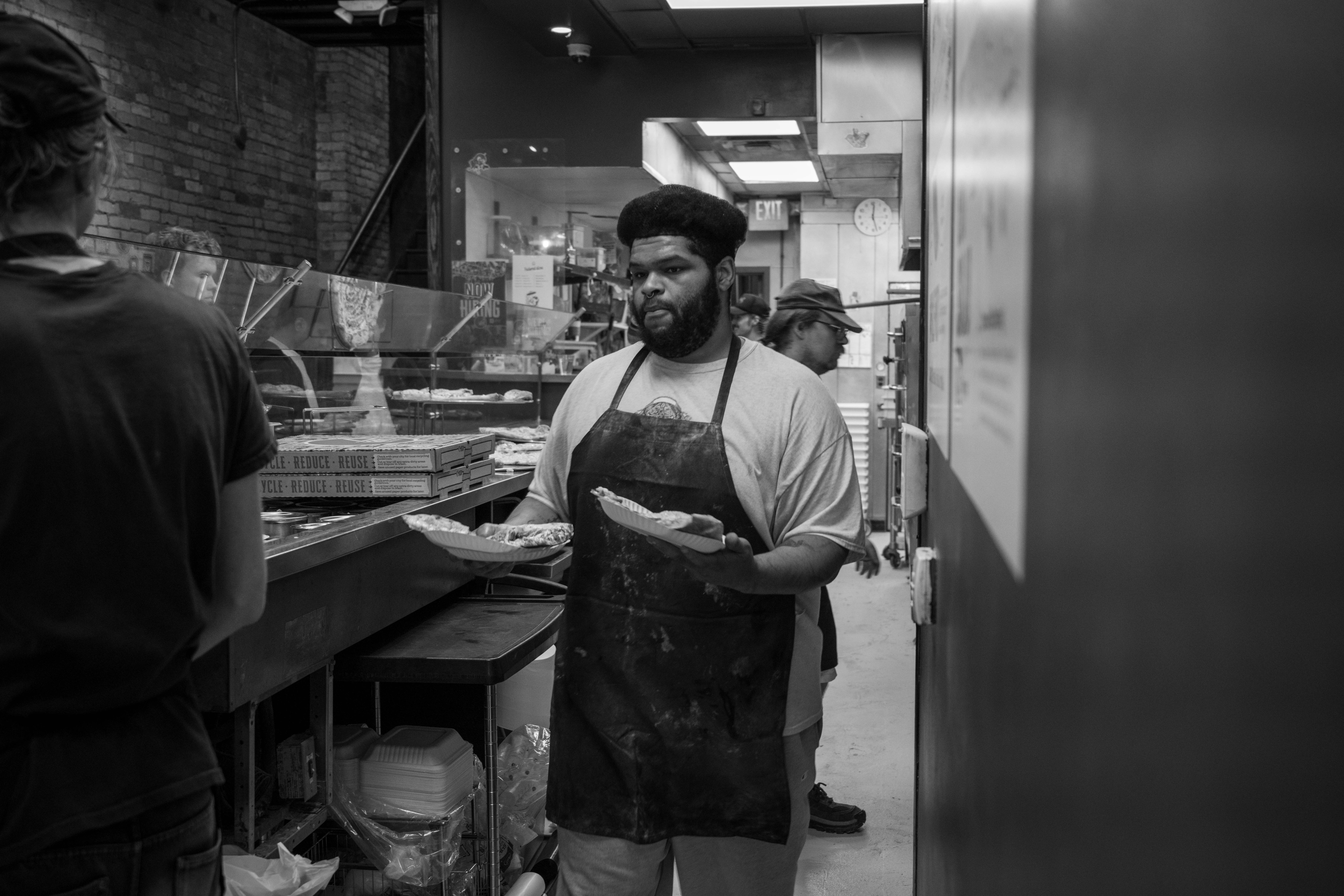 董事會決議通知書完整指南 範本與注意事項一次掌握 - 文件審核畫面