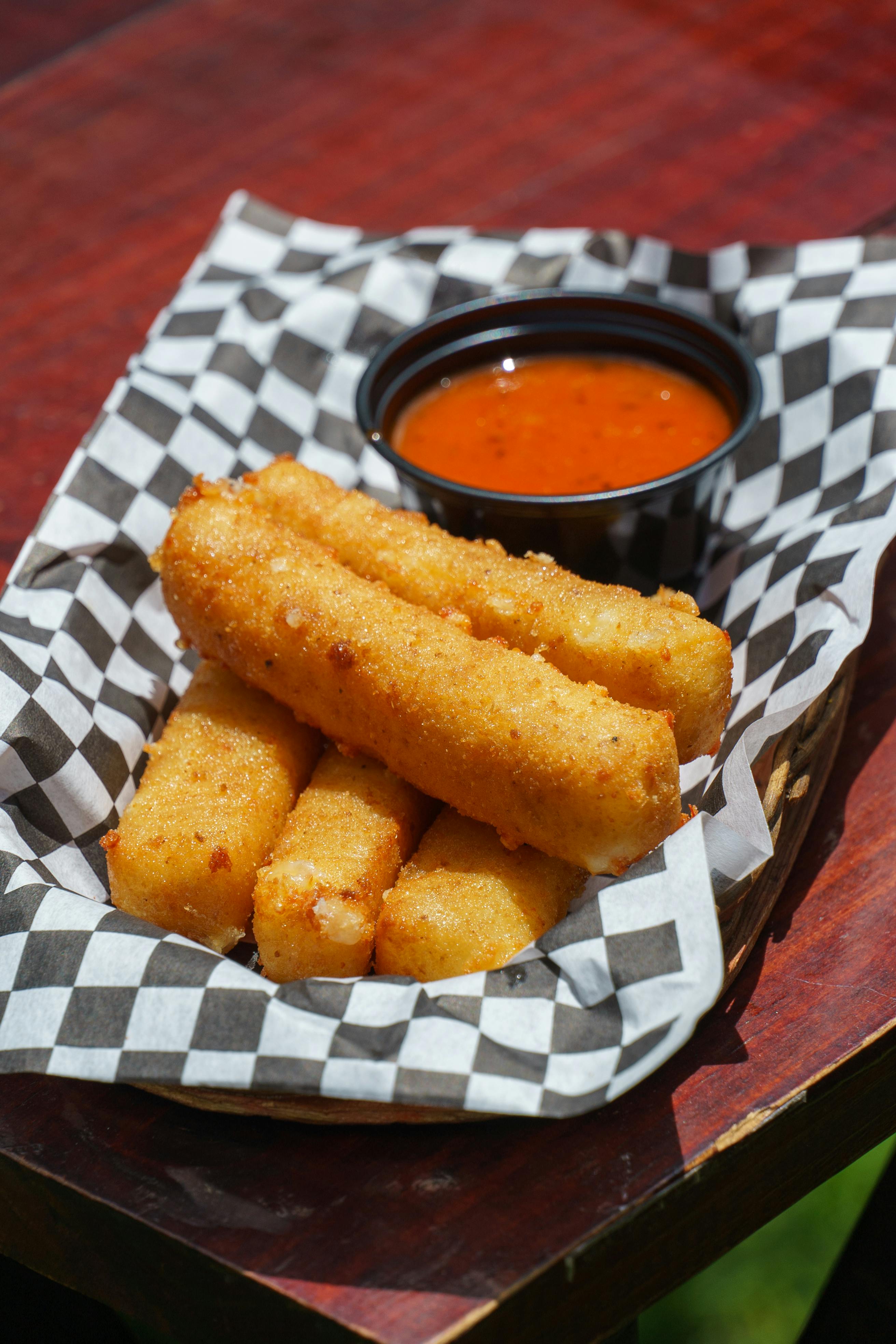 Air Fryer Mozzarella Sticks