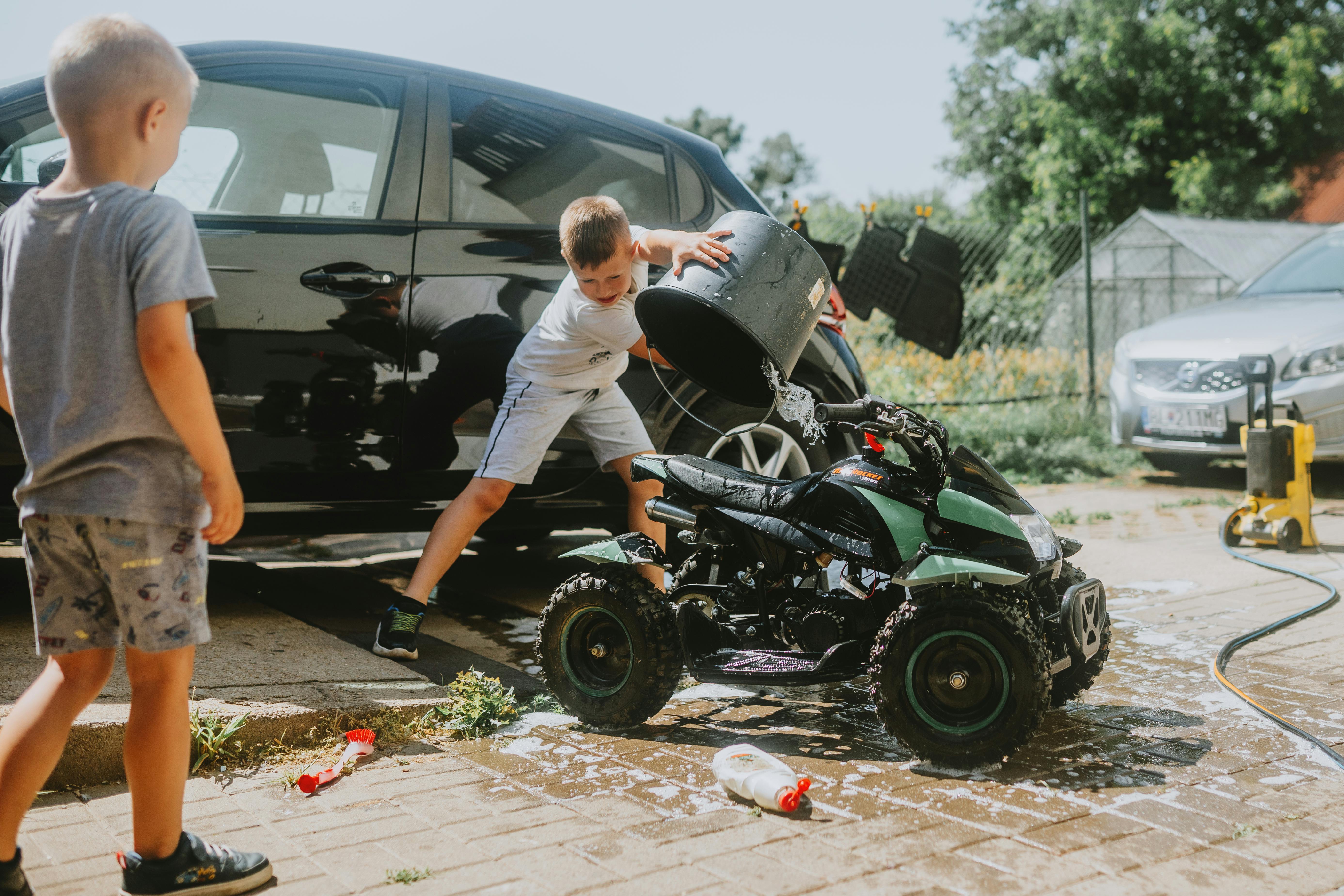 How to buy a used car in 2025: A 6-step guide with tips — Photo by Helena Jankovičová Kováčová on Pexels