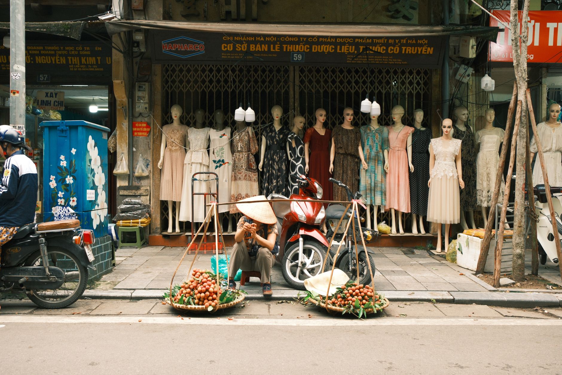 Chuyển đổi số trong bán lẻ: Hóa đơn điện tử, thuế và thủ tục pháp lý - Cơ hội hay thách thức cho điểm bán?