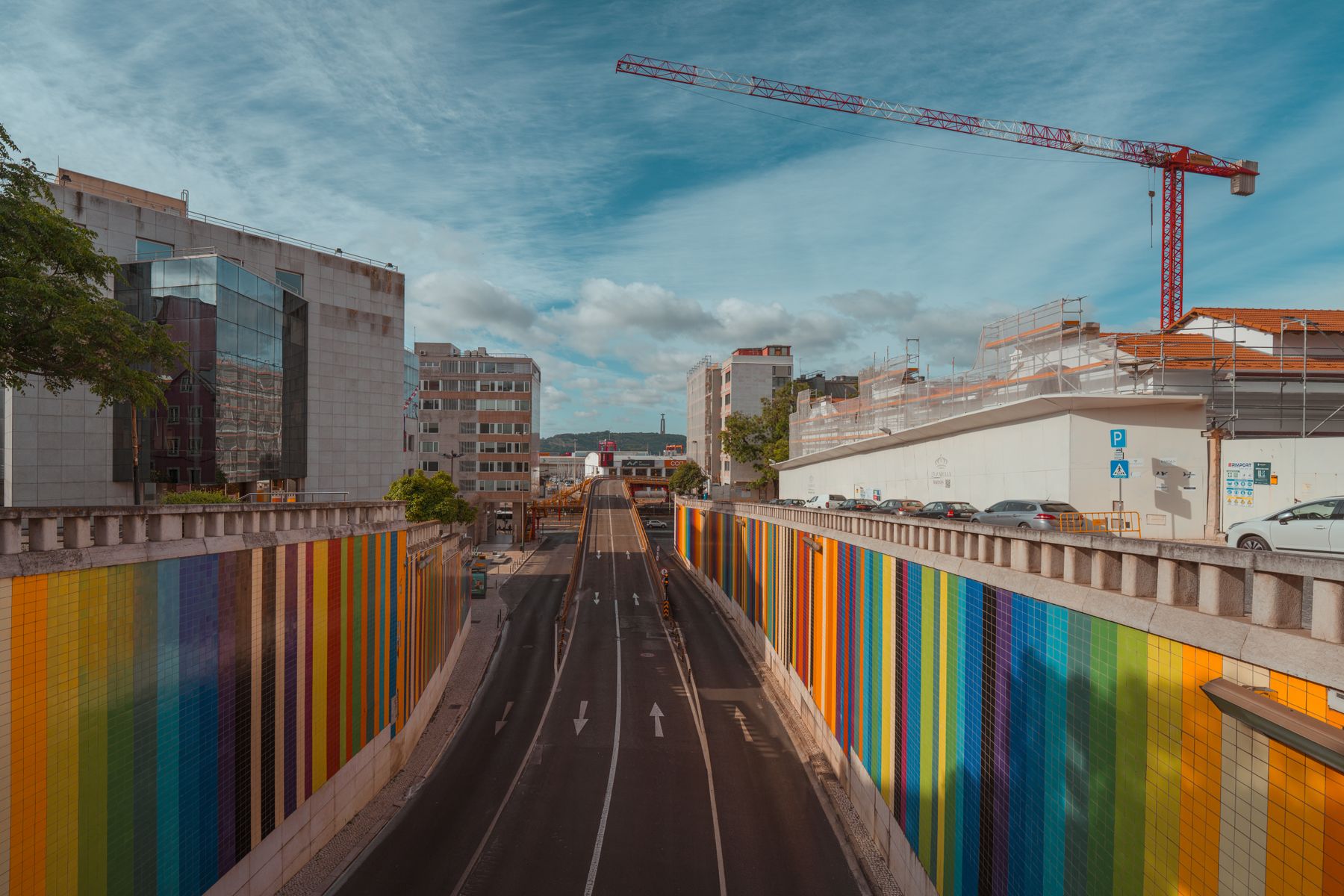 Lisbon Airport to the City Centre: Metro, Taxi, Bus or Train?