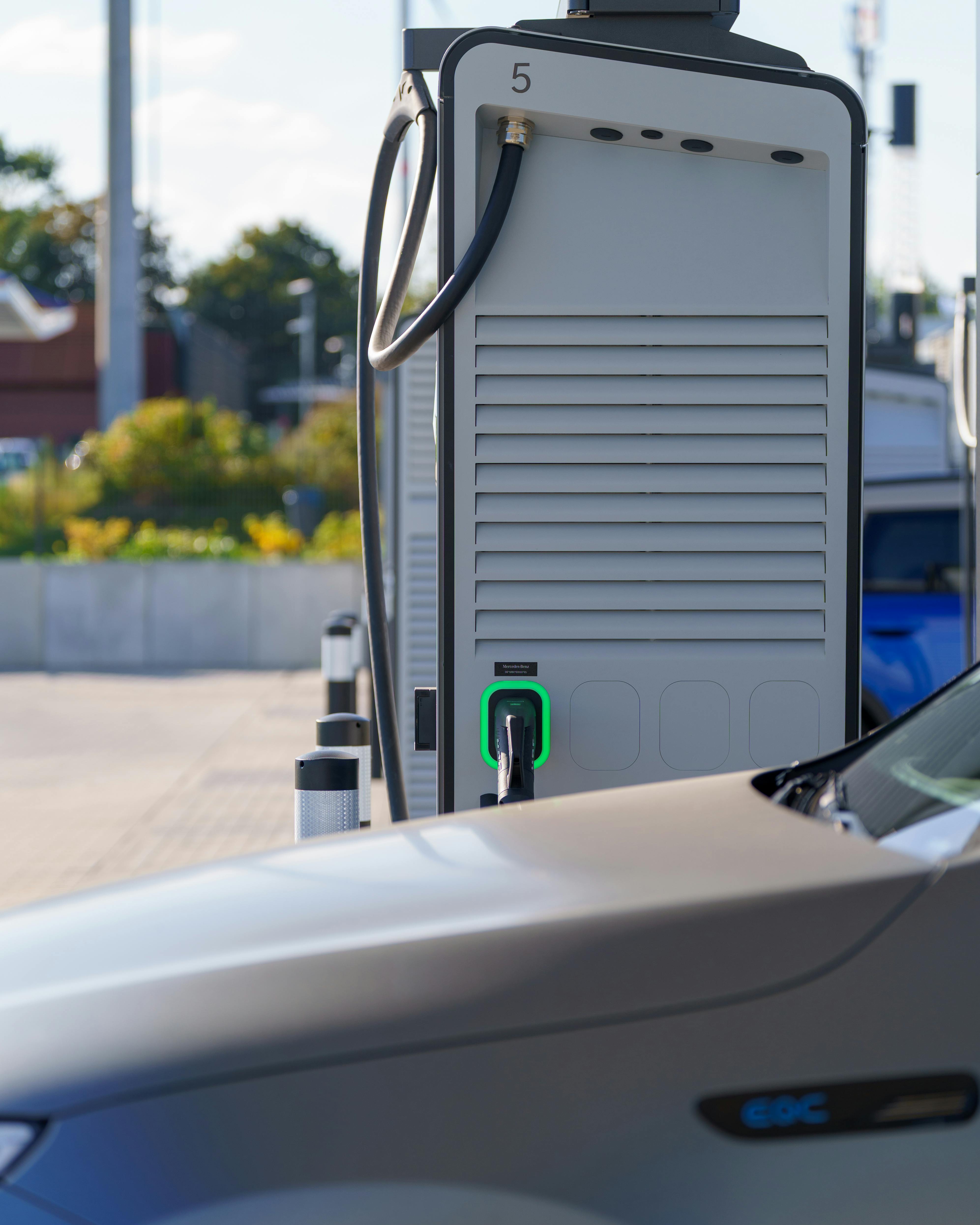 日本擬定5年科技創新計畫 AI與量子技術成焦點