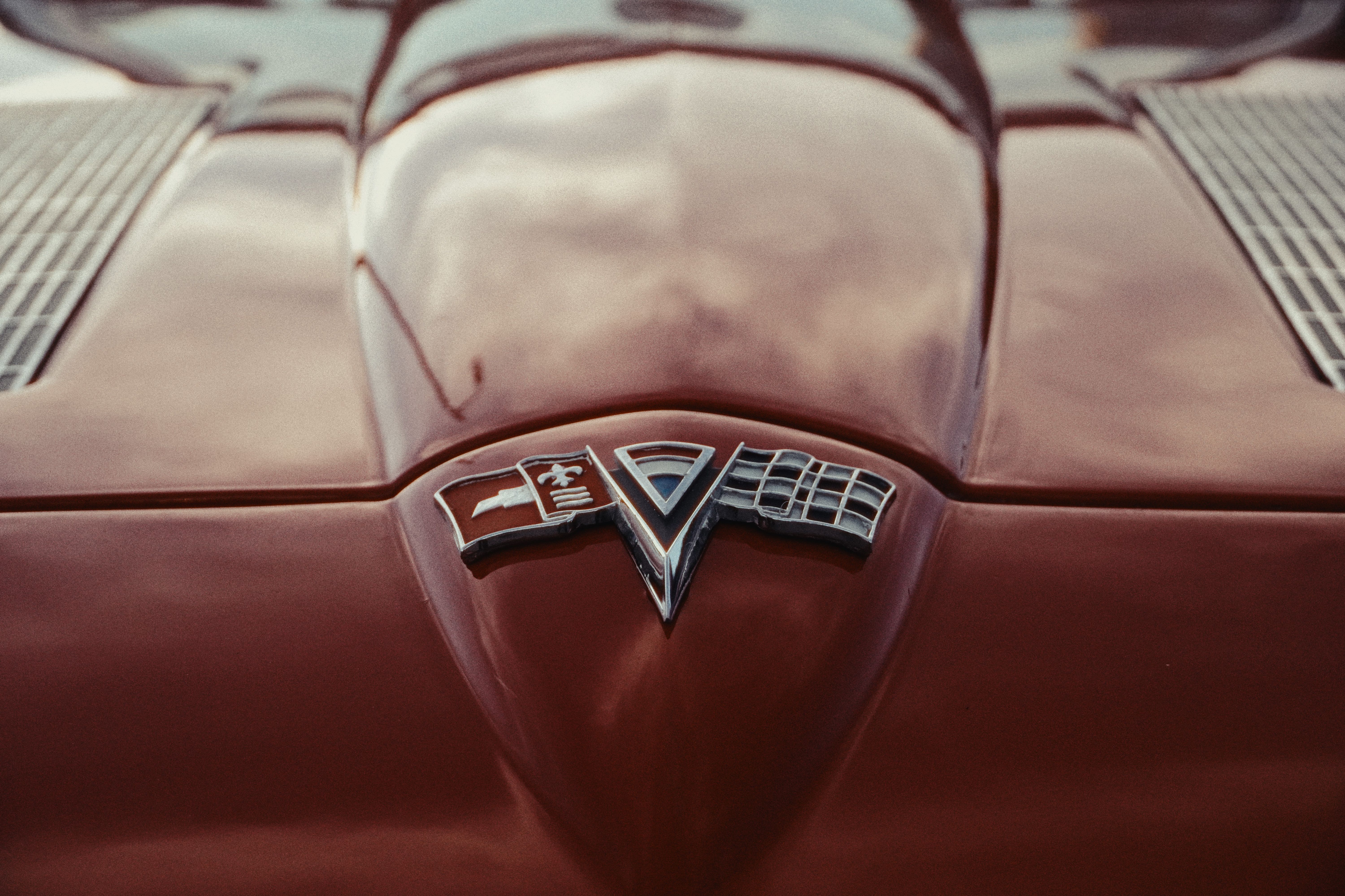 Pedal to the Metal: General Motors Orders Suppliers to Exit China Supply Chains — Photo by Aswin R S on Pexels