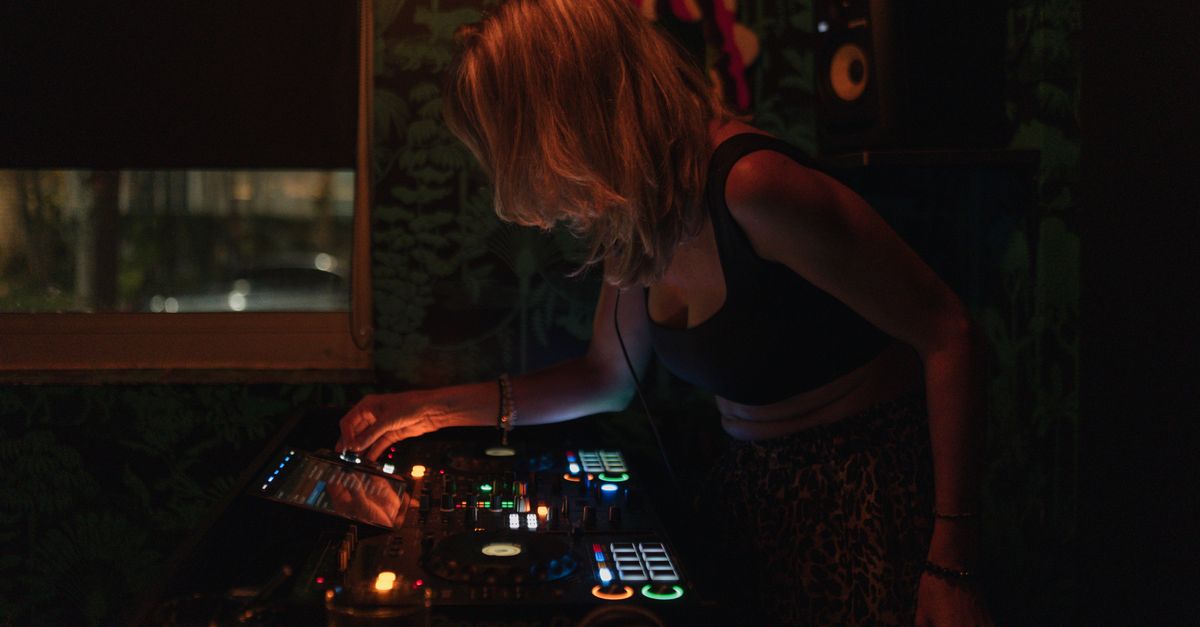 dj cleo