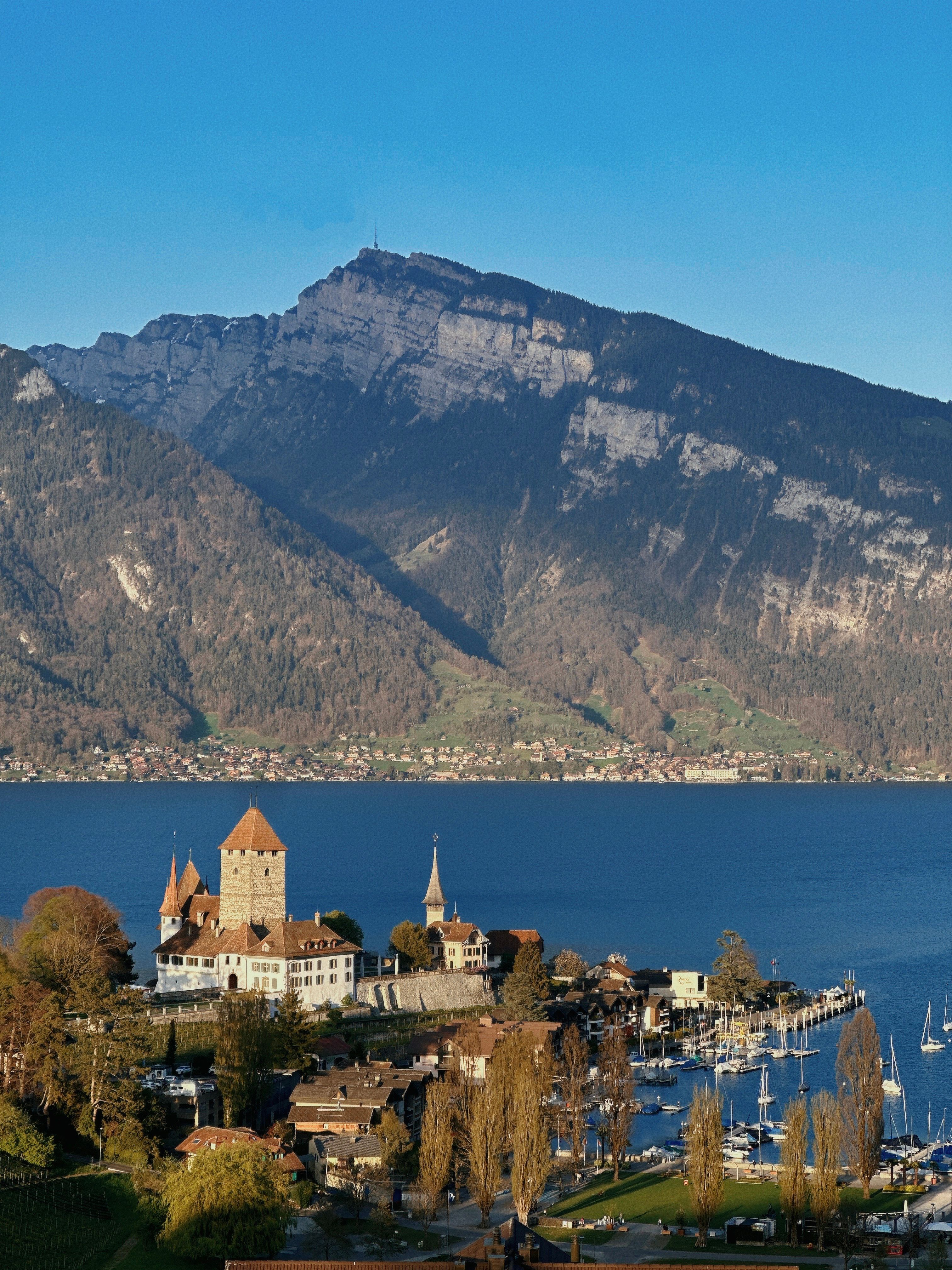 stunning-view-of-oberhofen-castle-by-lake-thun-free-stock-photo