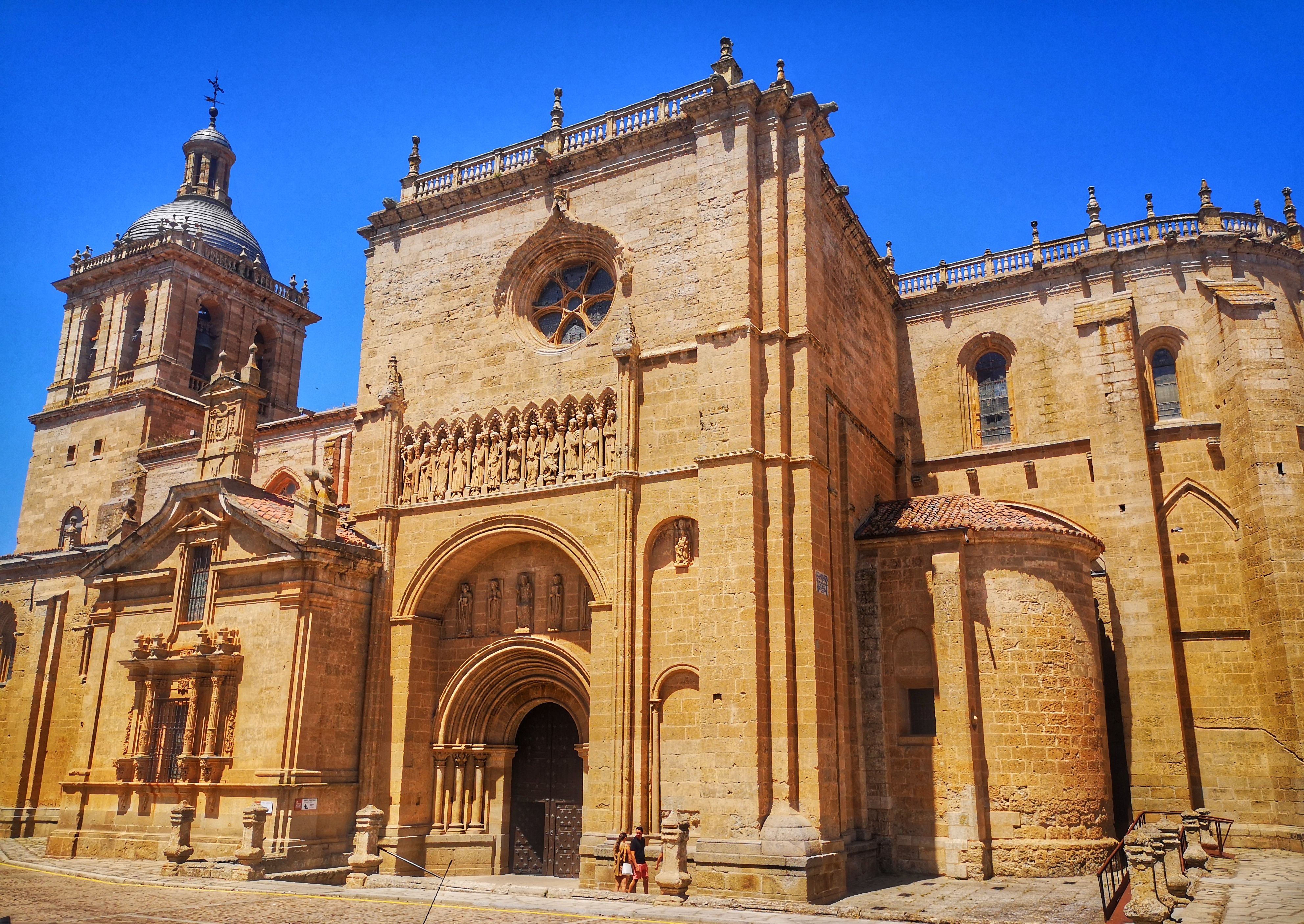 Coria Cathedral & Roman Walls