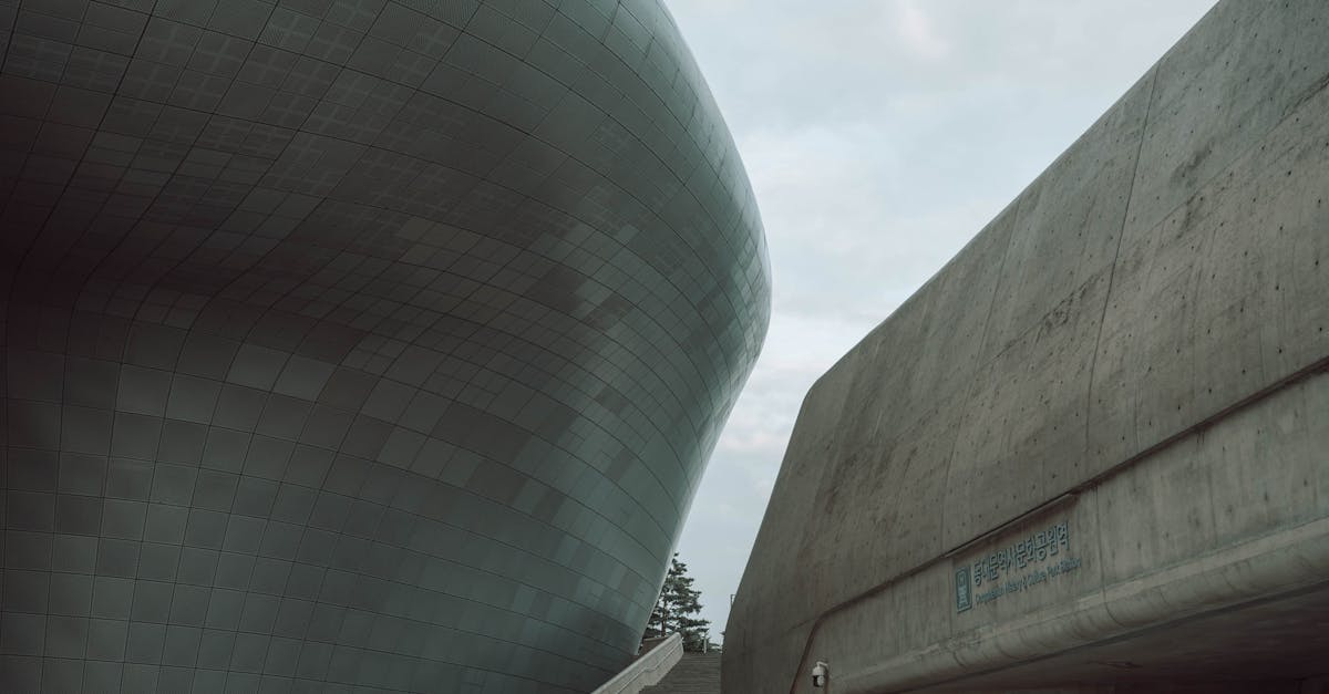 鴻海底氣十足 聯友金屬掌握稀有原料 黃顯華喊話 台灣要成為全球科技島