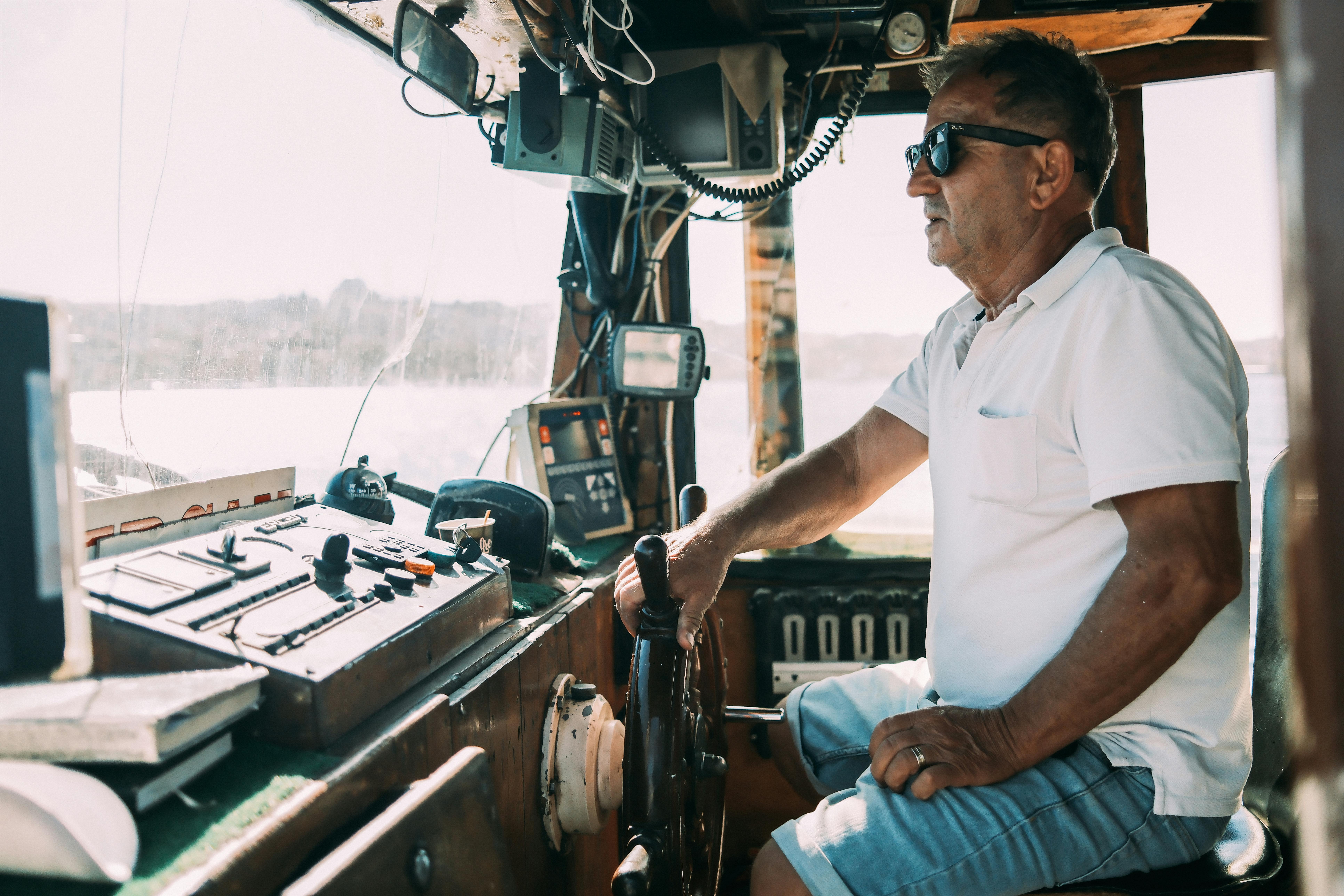 How to navigate retirement planning between AI and uncertainty — Photo by Sami TÜRK on Pexels