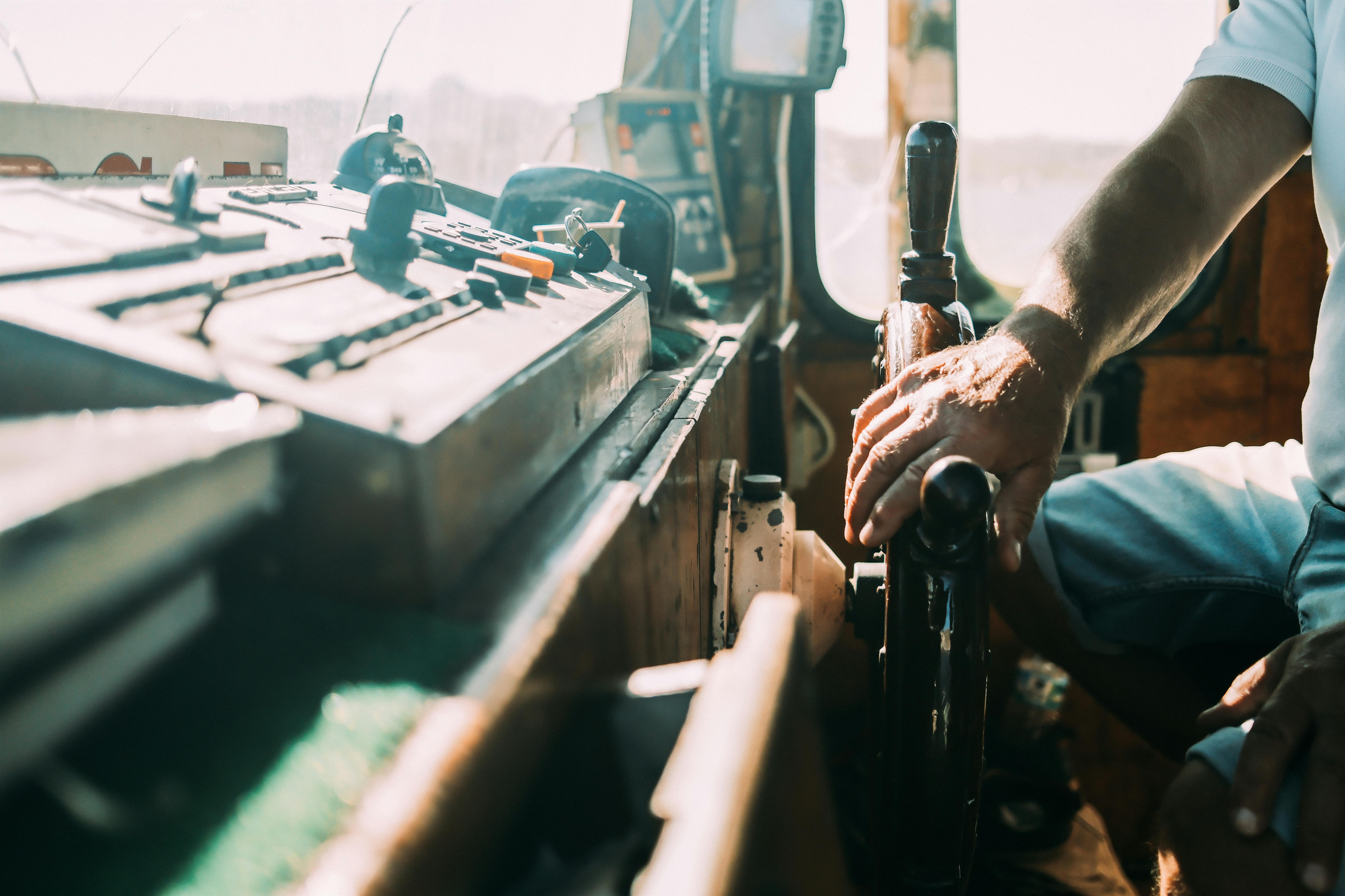 Revisión del progreso del proyecto de obra civil y establecimiento de controles