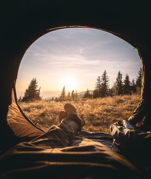 Immagine gratuita di alba, avventura, campo, cielo