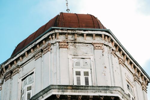 Free Close-up of a weathered historic building dome in Croatia, showcasing vintage architecture style. Stock Photo