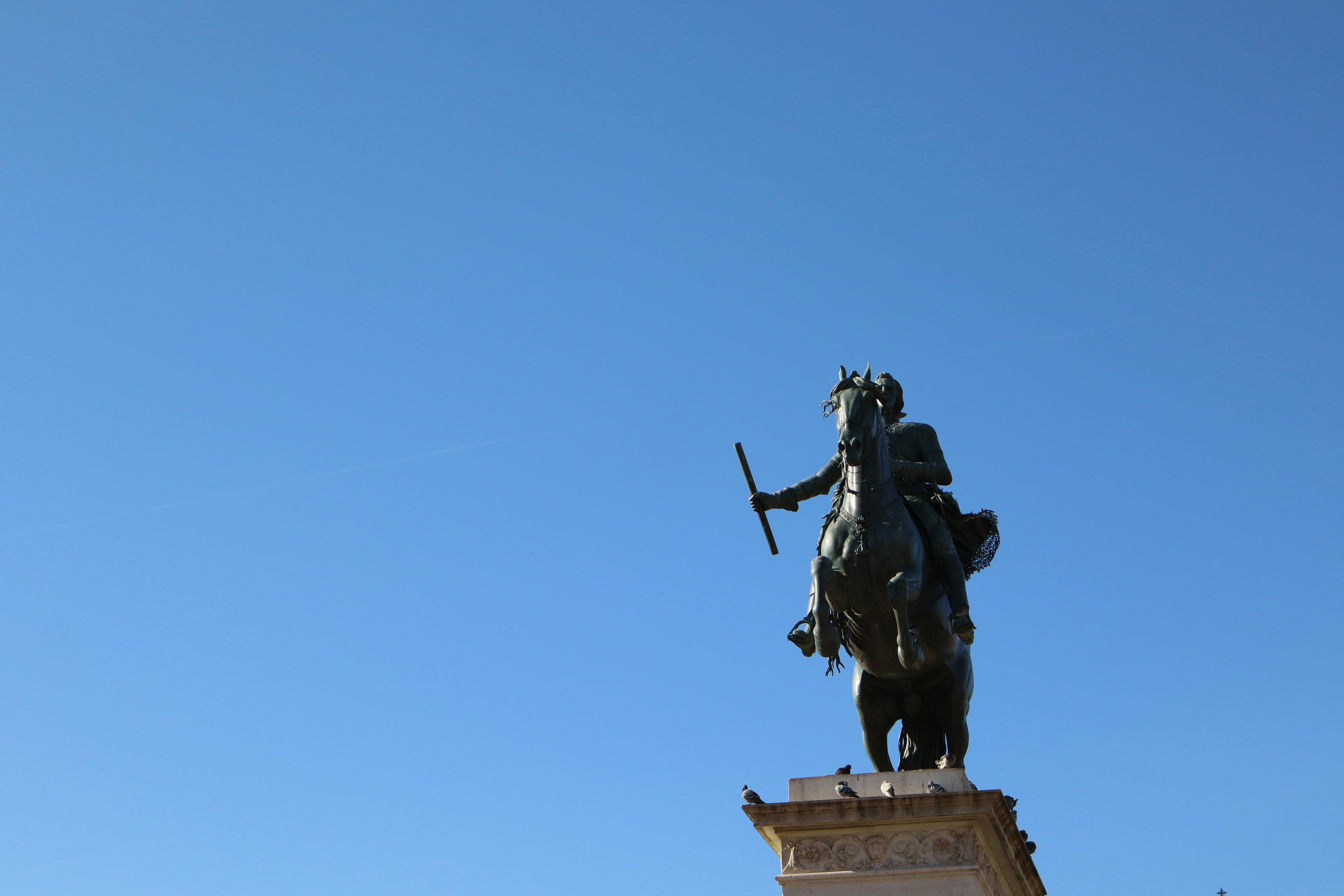 Exploring Urban Art and Culture: A Journey Through City Expressions