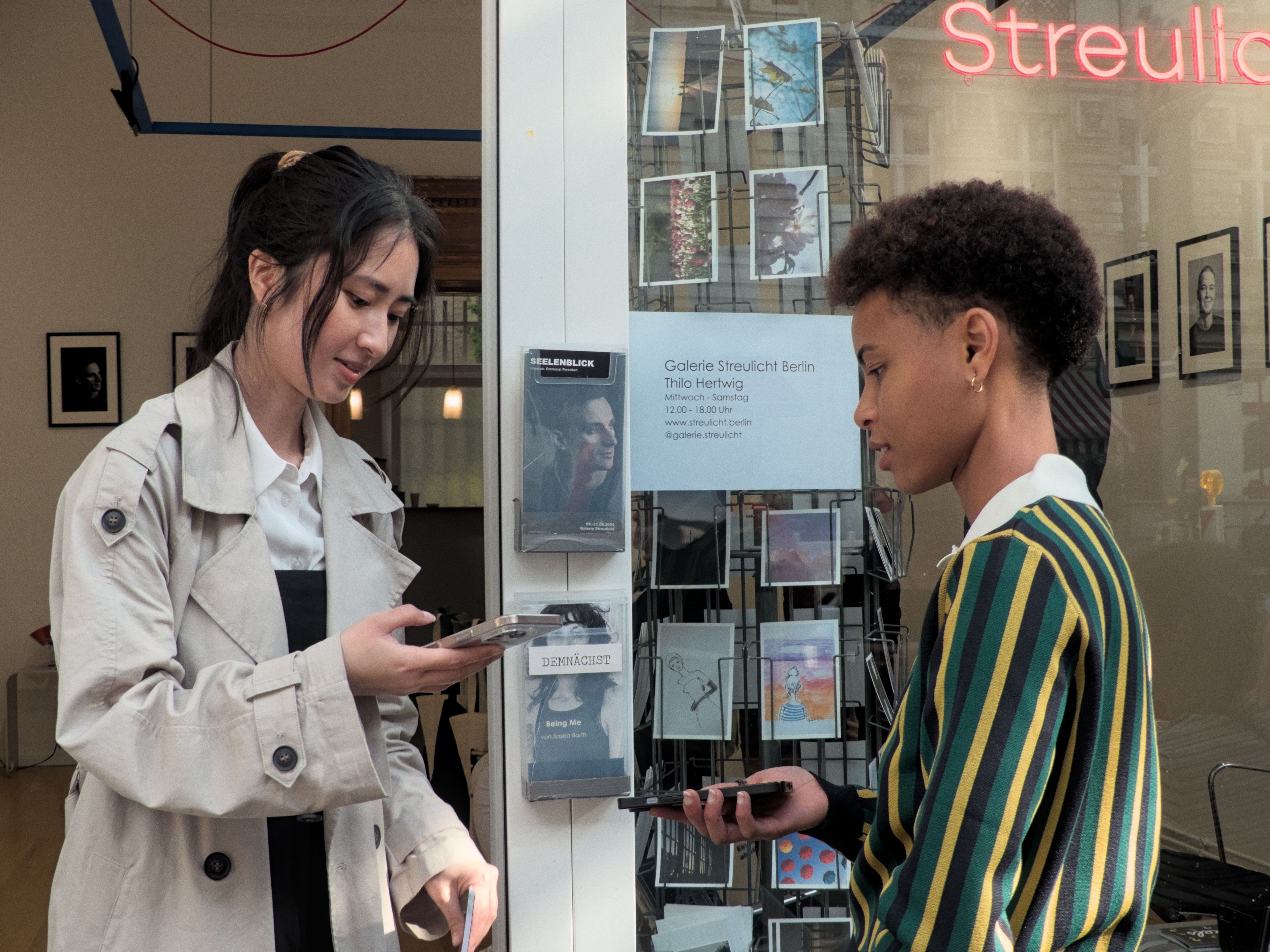 Student photography exhibit debuts at TPA honoring local teen’s creative legacy — Photo by Simon Schlee on Pexels