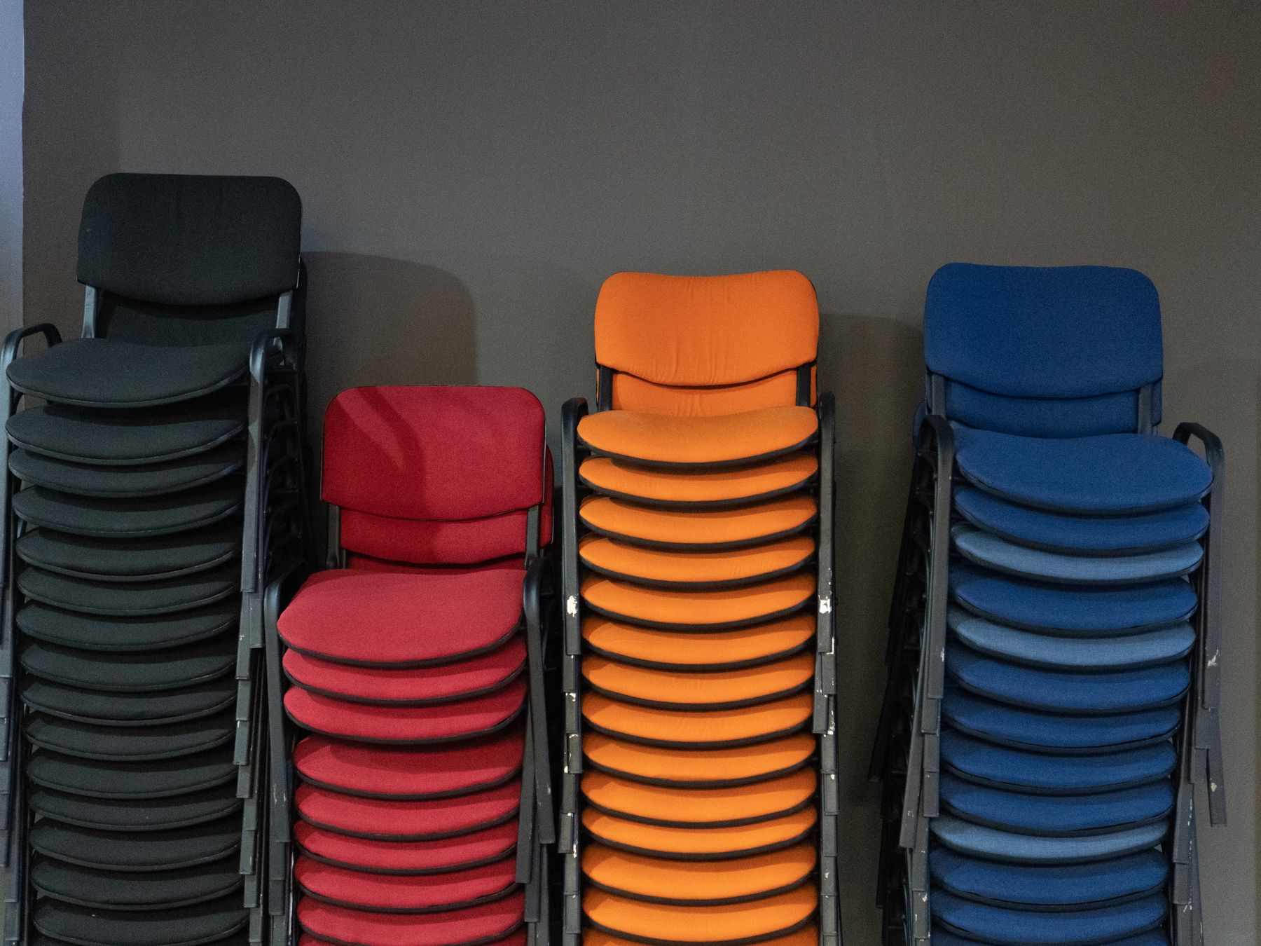 Halvergate — professional packers wrapping and boxing belongings