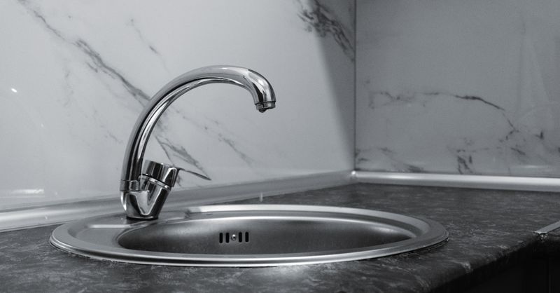 Furet de plomberie : bien l’utiliser sans abîmer la canalisation
