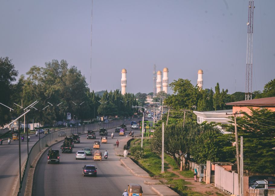 Avantages et Inconvenients de Vivre a Kano en 2026