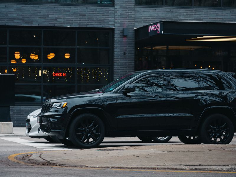 Chevrolet Suburban luxury SUV used for Holy Makkah Taxi VIP transfers