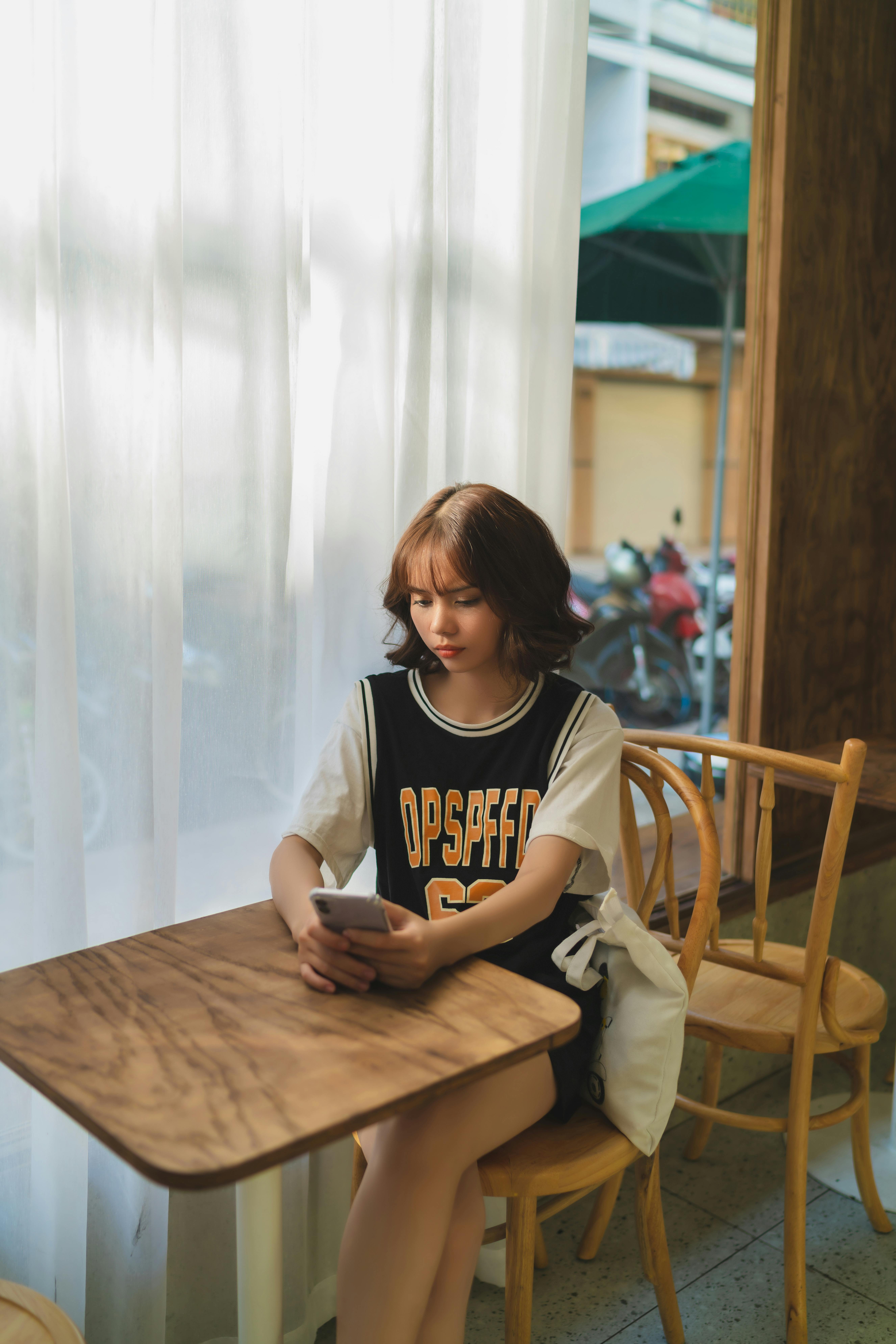 grátis Foto profissional grátis de #interior, adulto, adulto jovem Foto profissional