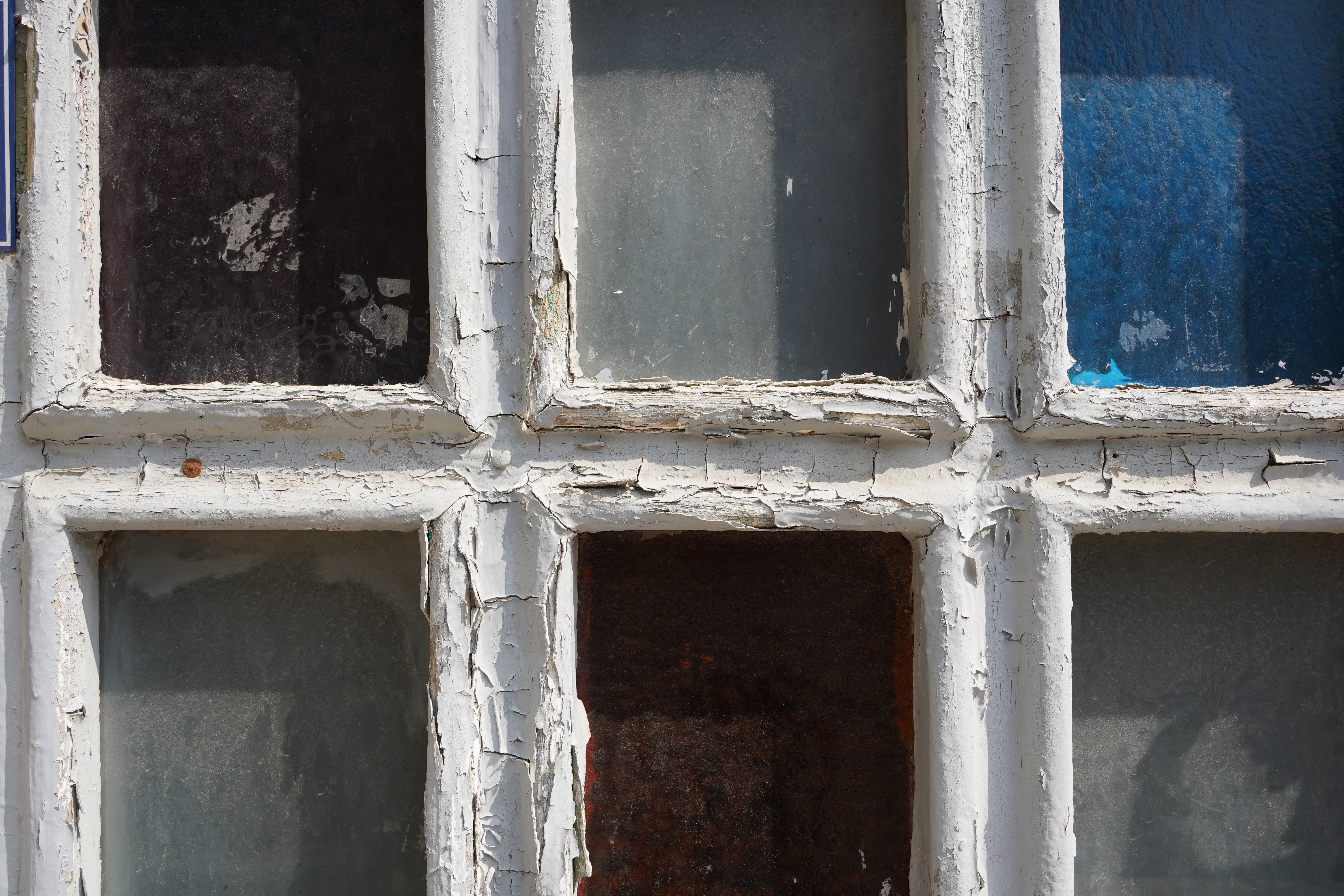 Fence and Decking Painting in Lampton — quality trade paint going on in two coats