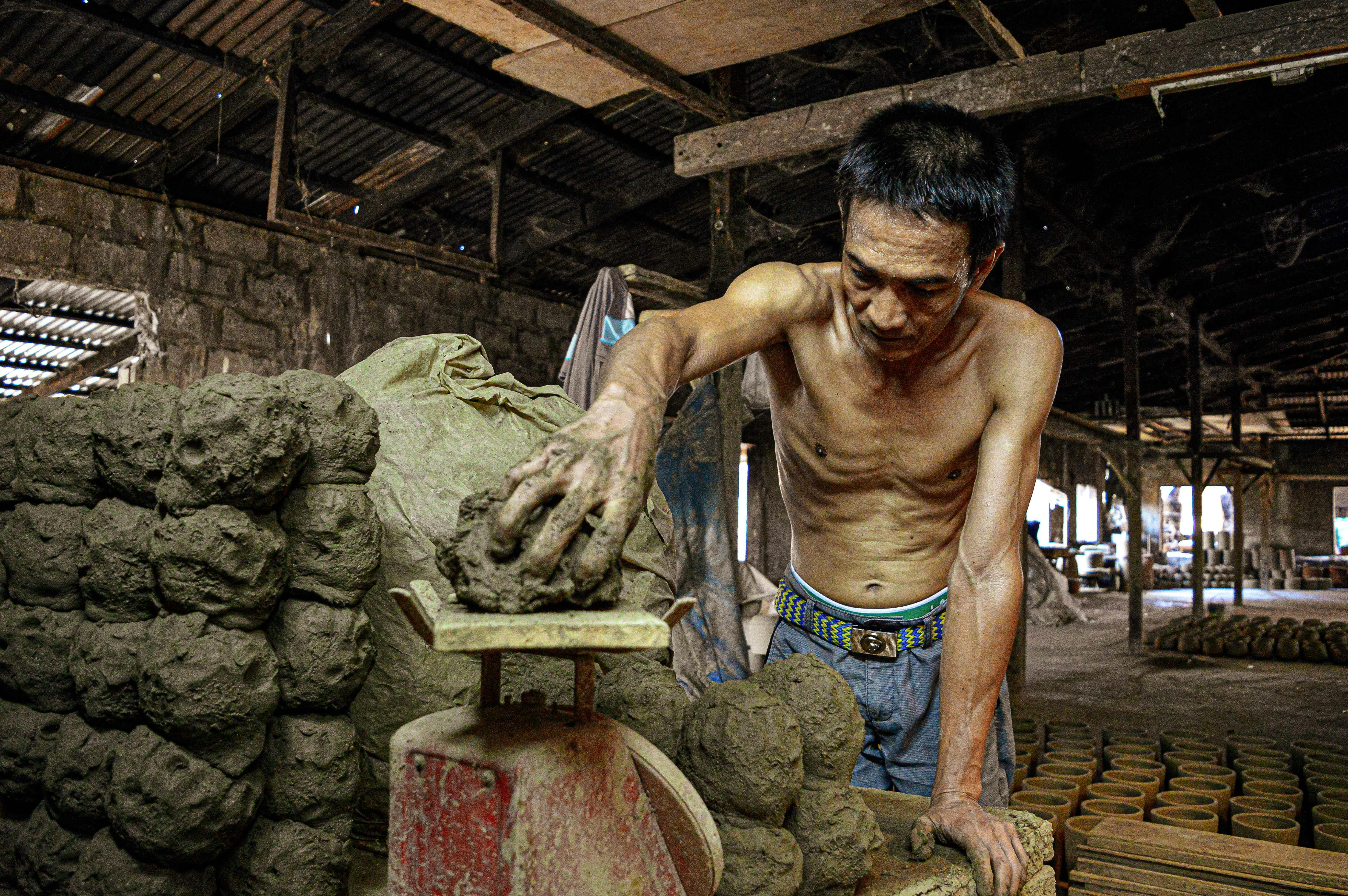  Kerajinan Gerabah Bayat: Sentra Produksi Gerabah Tradisional