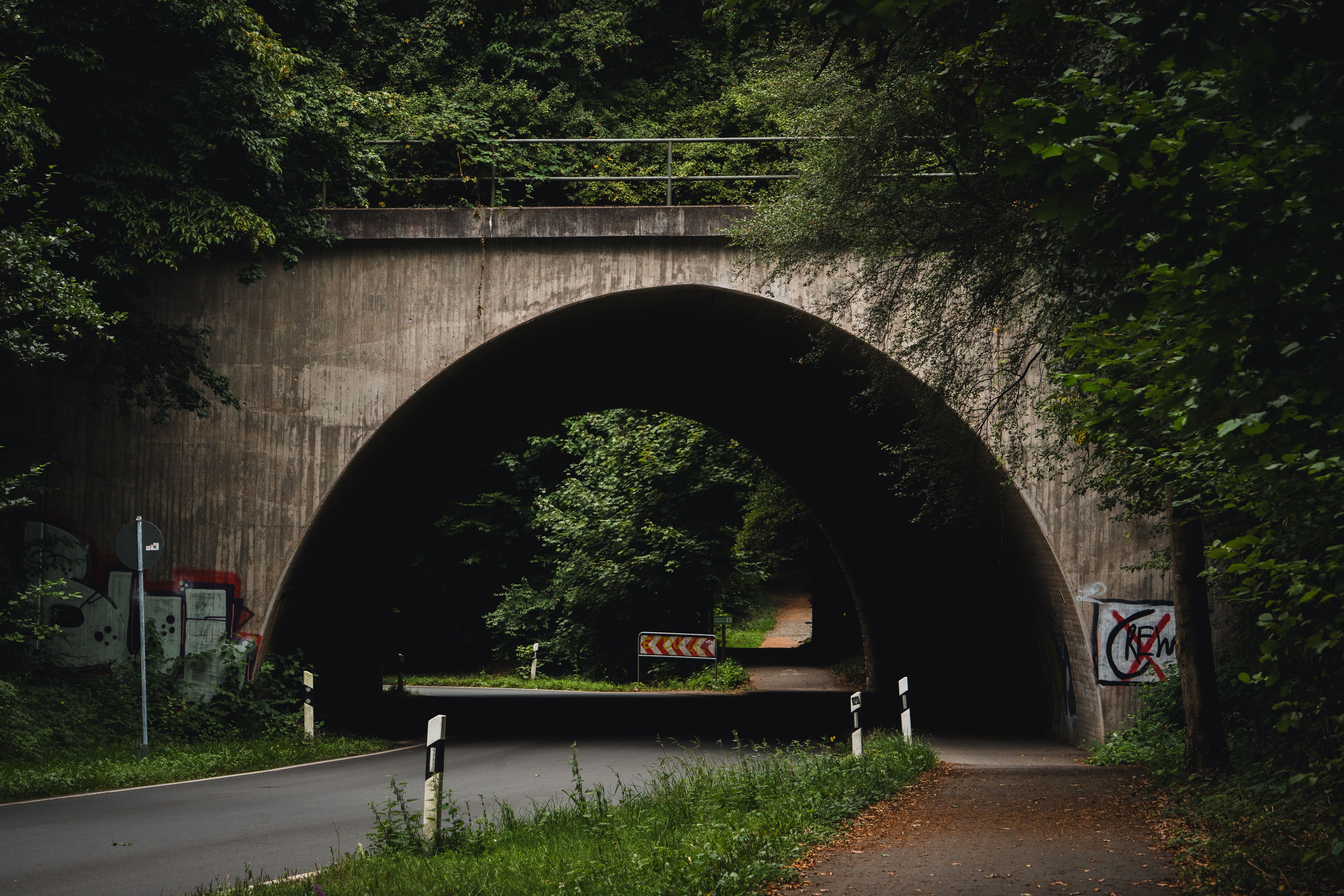 A picturesque tunnel surrounded by lush greenery in Herford, Nordrhein-Westfalen.