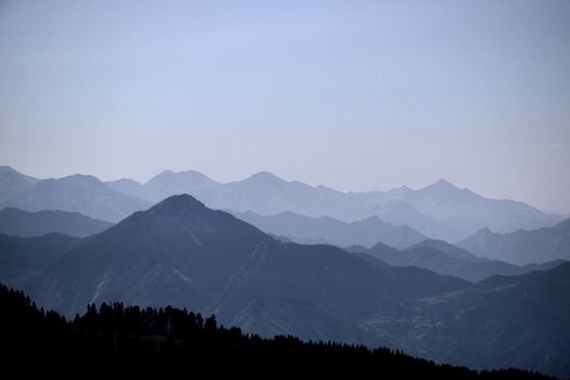 A breathtaking view of mountain ranges in Artvin, Türkiye during daytime., free online jigsaw puzzle on JigsawPuzzlesFreeOnline.org