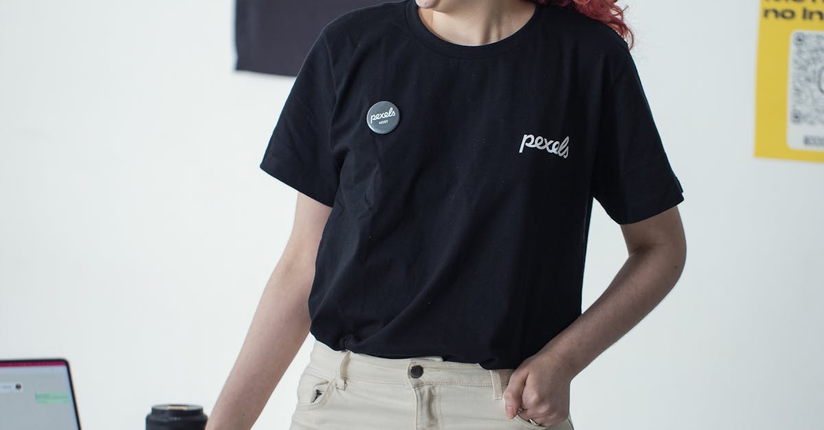 川普玫瑰園宴請科技大咖 蓋茲 庫克齊聚一堂 馬斯克卻意外缺席