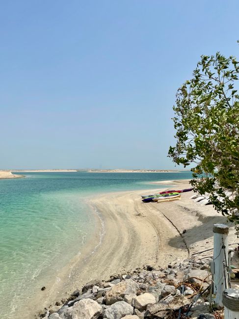 Menginap di Pulau Tak Berpenghuni Menginap di Pulau Tak Berpenghuni